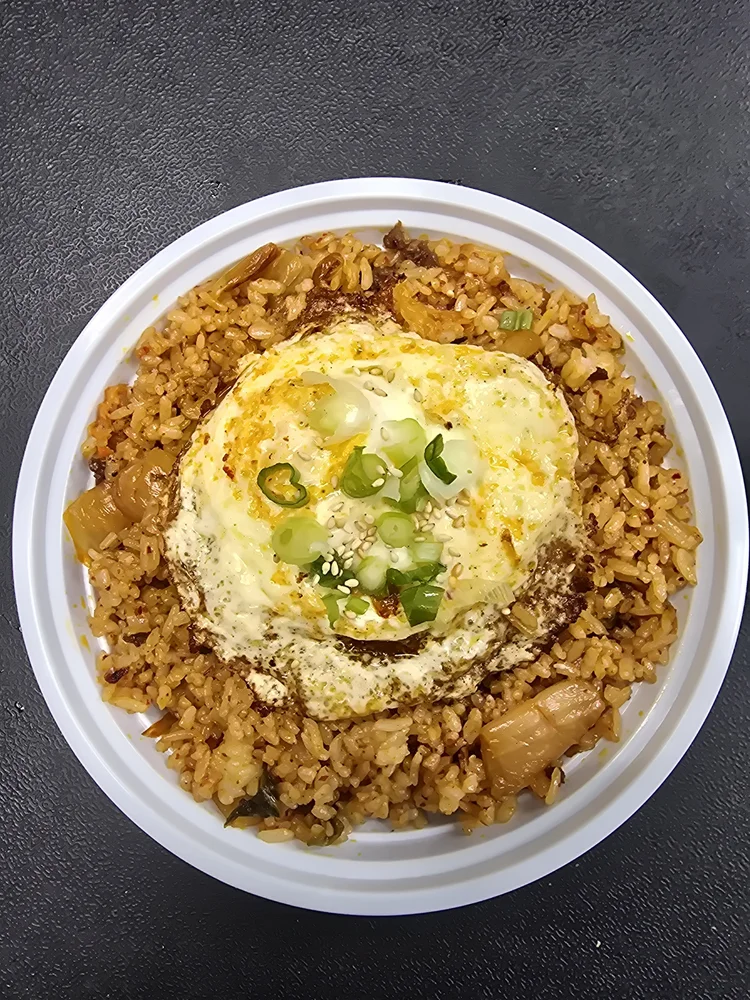Kimchi Fried Rice with Egg