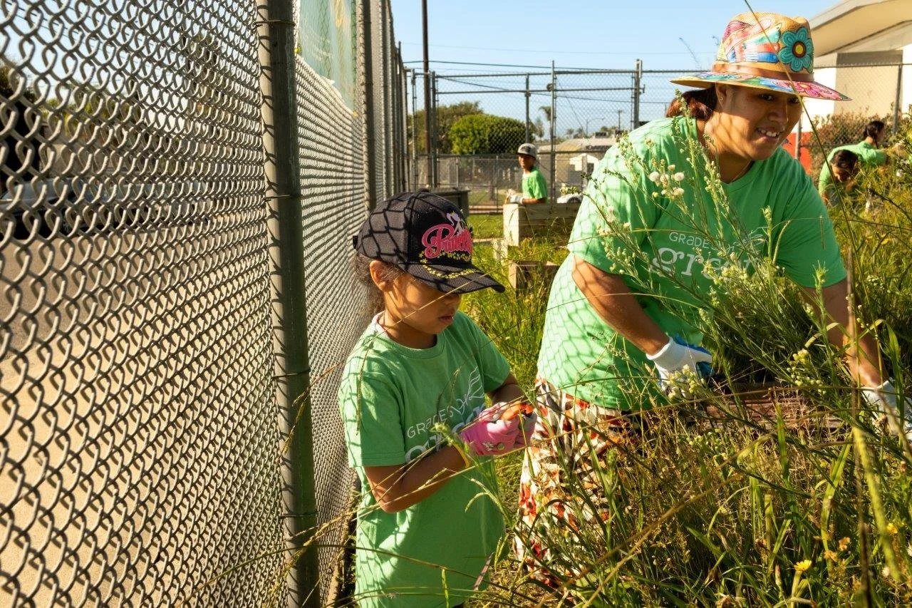 2024-2025-LA-Kings-Ramona-Planting-Event-Photos-Edited-Photo-13.jpg