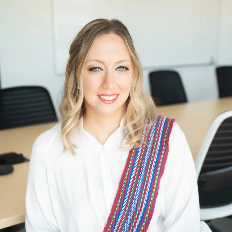 Portrait of Heidi Abramyk