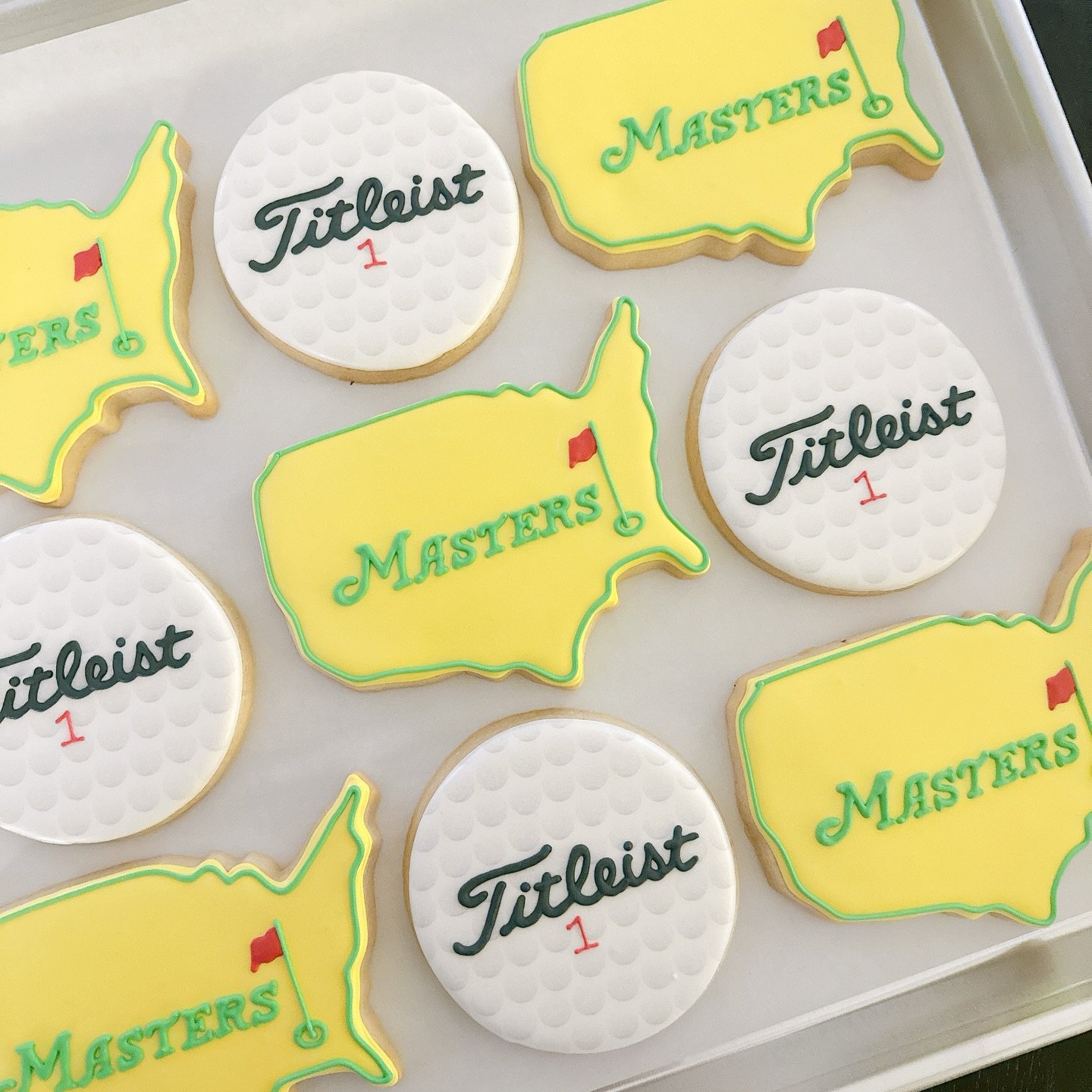 Happy Masters weekend ⛳️ 

#Michellesbakingobsession #shoplocaldurham #shoplocalcary #shoplocalapex #shoplocalraleigh #durhamcookies #durhamnc #durham #bullcity #bullcityfood #durhamfoodie #durhamlocalbusiness #downtowndurham #oldeastdurham #mastersc