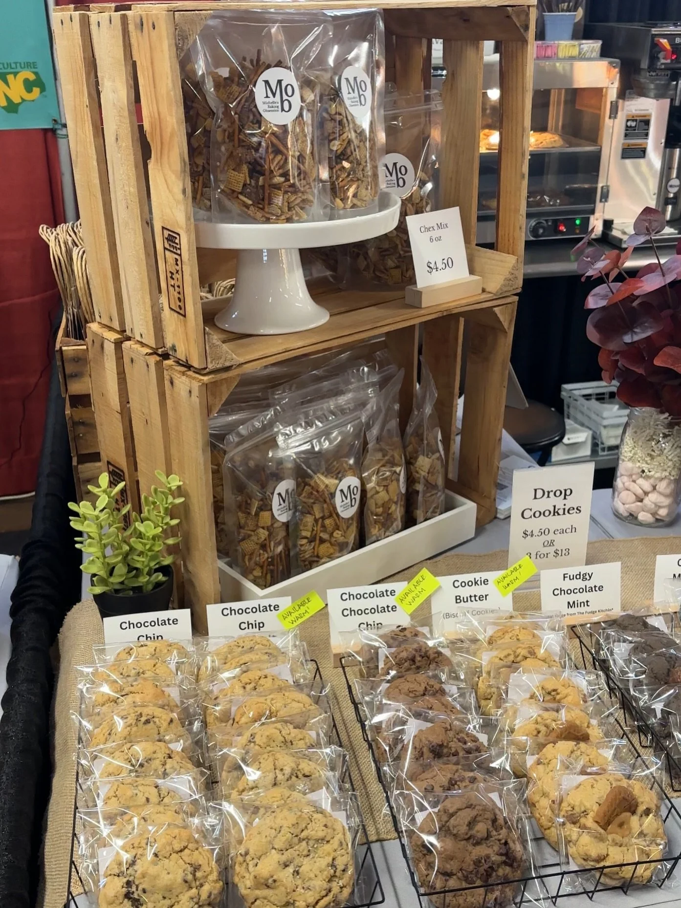 ‼️A T T E N T I O N ‼️

Are you still drooling over my cookies you bought at the Fair?
Craving my savory Chex mix?
Don&rsquo;t worry&hellip;I GOT YOU.

👉 For a limited time, I will have (most) of my drop cookies and my Chex mix on my website to purc