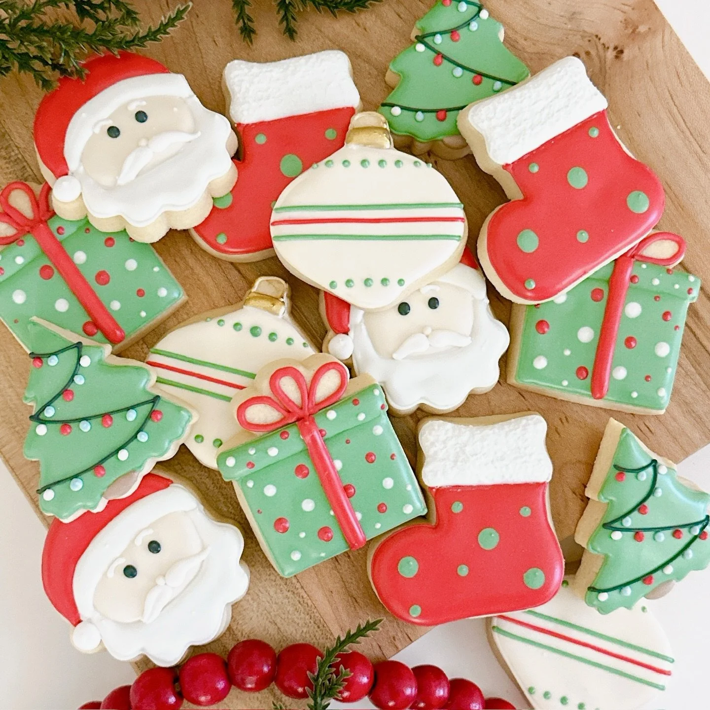 *CLOSED*

Christmas 2025 options are available to PreOrder!!🎄

Also known as Christmas 2024 options!! 🎅

But I DO have a few more options to post this weekend, there just aren&rsquo;t enough hours in the day ⏰

Everything posted on website, link at