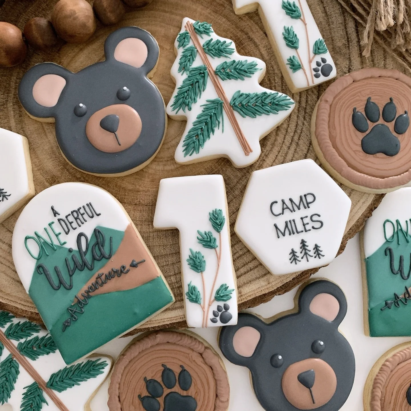 A ONEderful Wild Adventure

#michellesbakingobsession #decoratedsugarcookies #kidsbirthdaycookies
