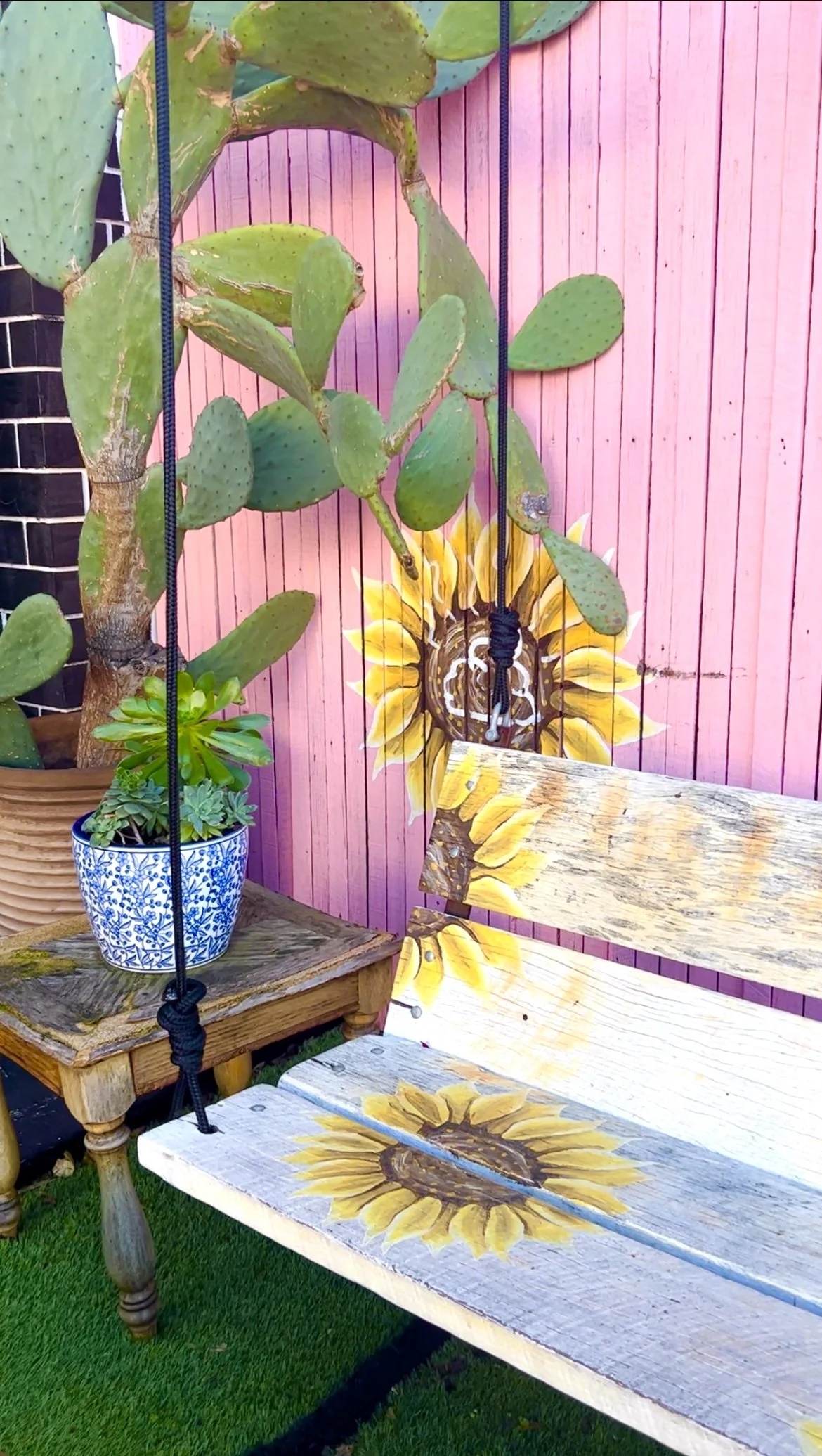 Amante Co Coffee - Social Media