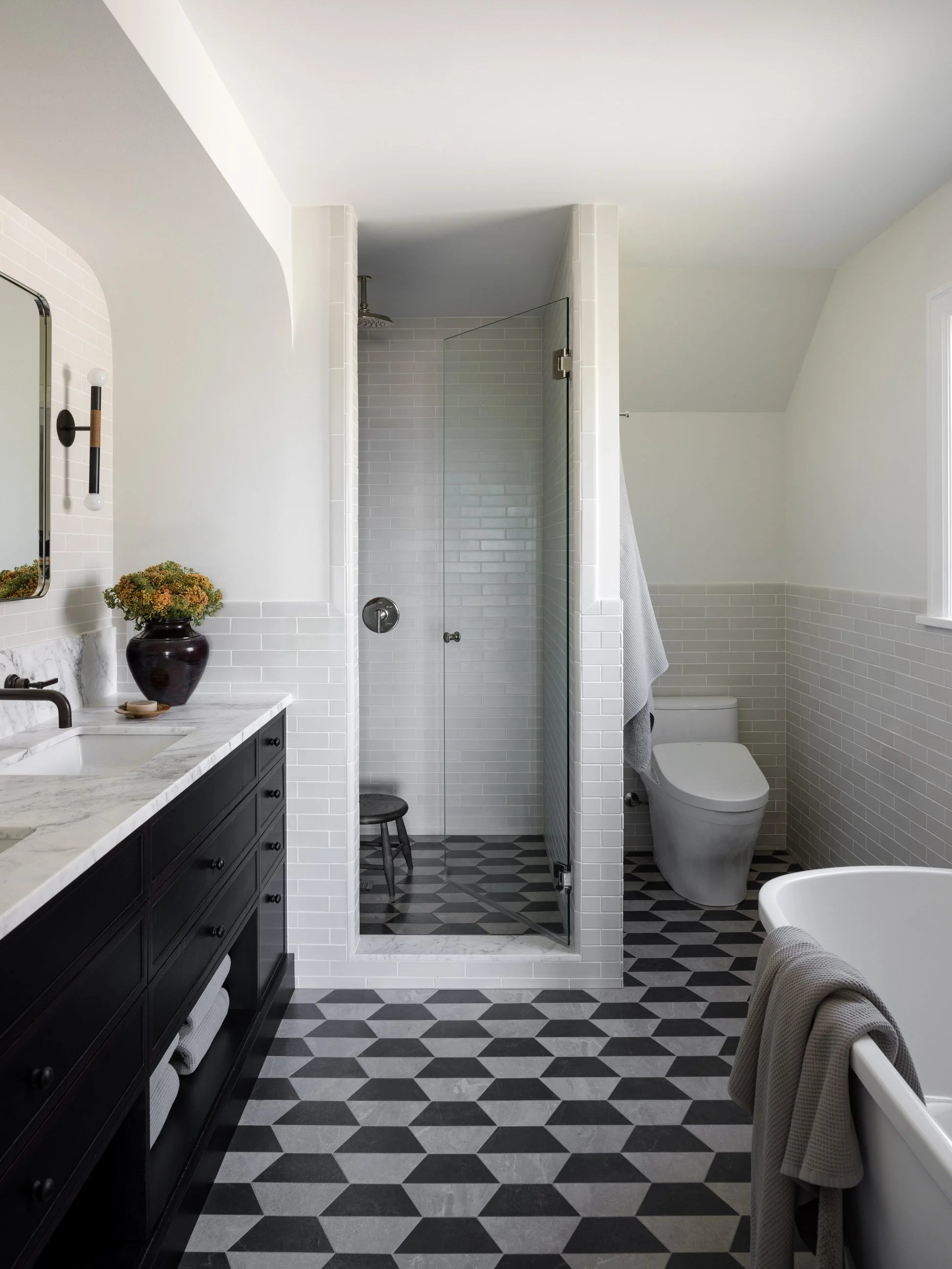 Miranda-Estes-Photography-White Space-HIlltop Tudor-12.jpg