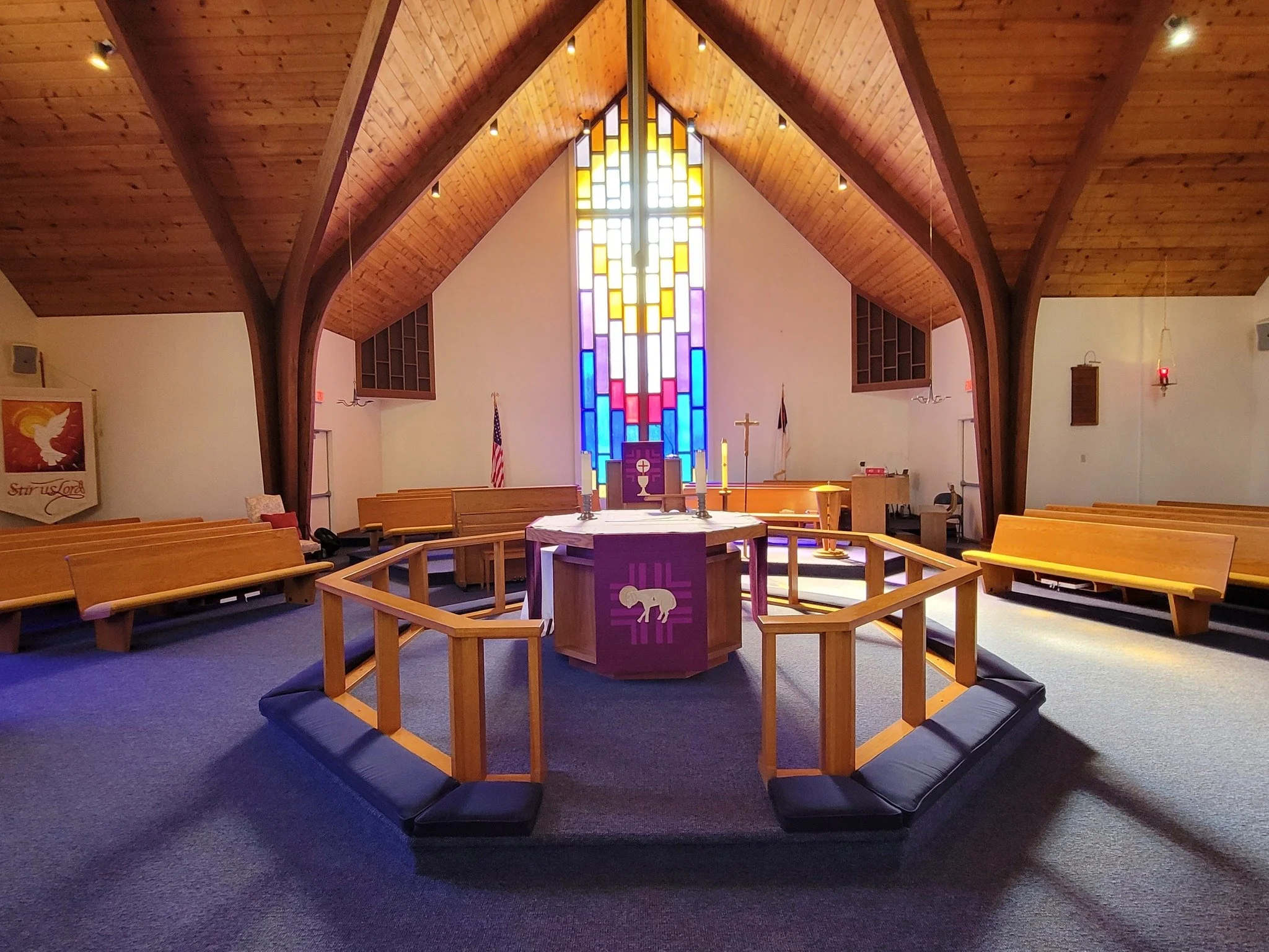 OSLC_Altar_1.jpg