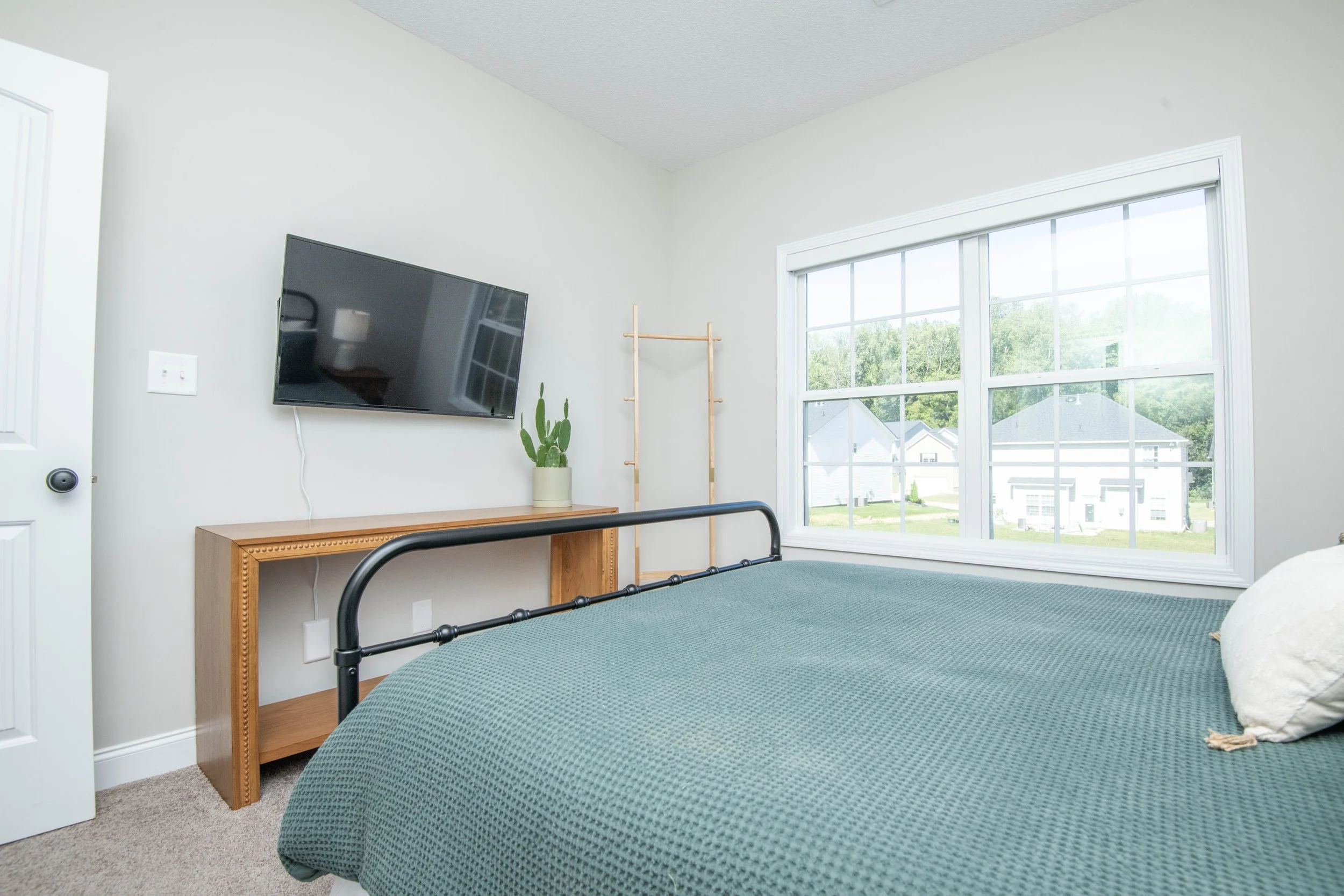 second bed 2.jpg