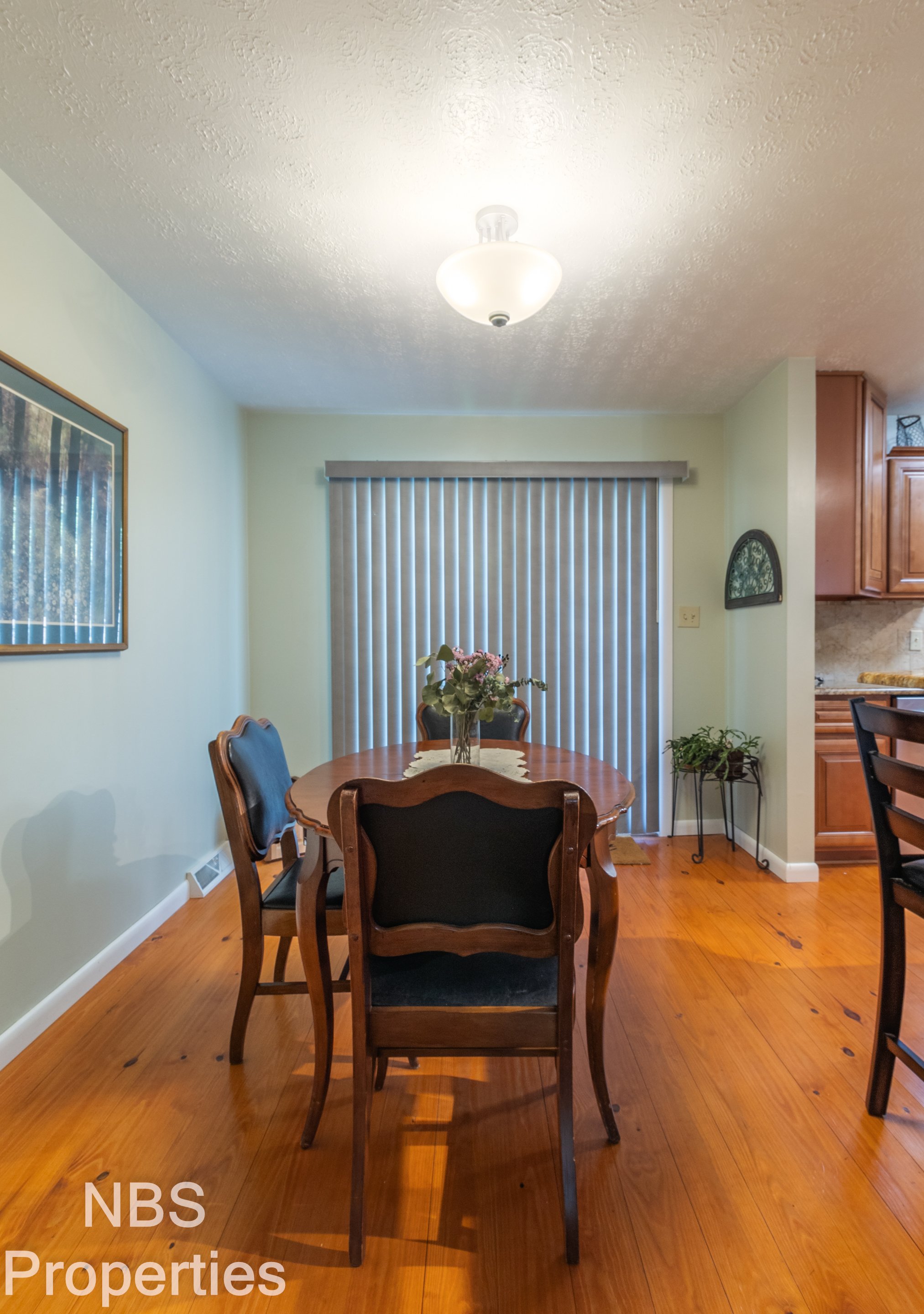 Dining Room_1U6A1768-Edit.jpg