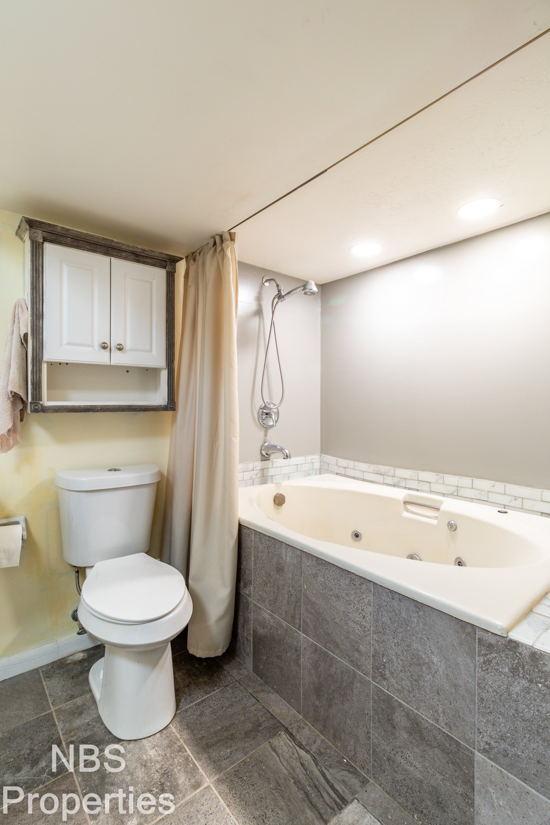 Bathroom_1U6A1723.jpg