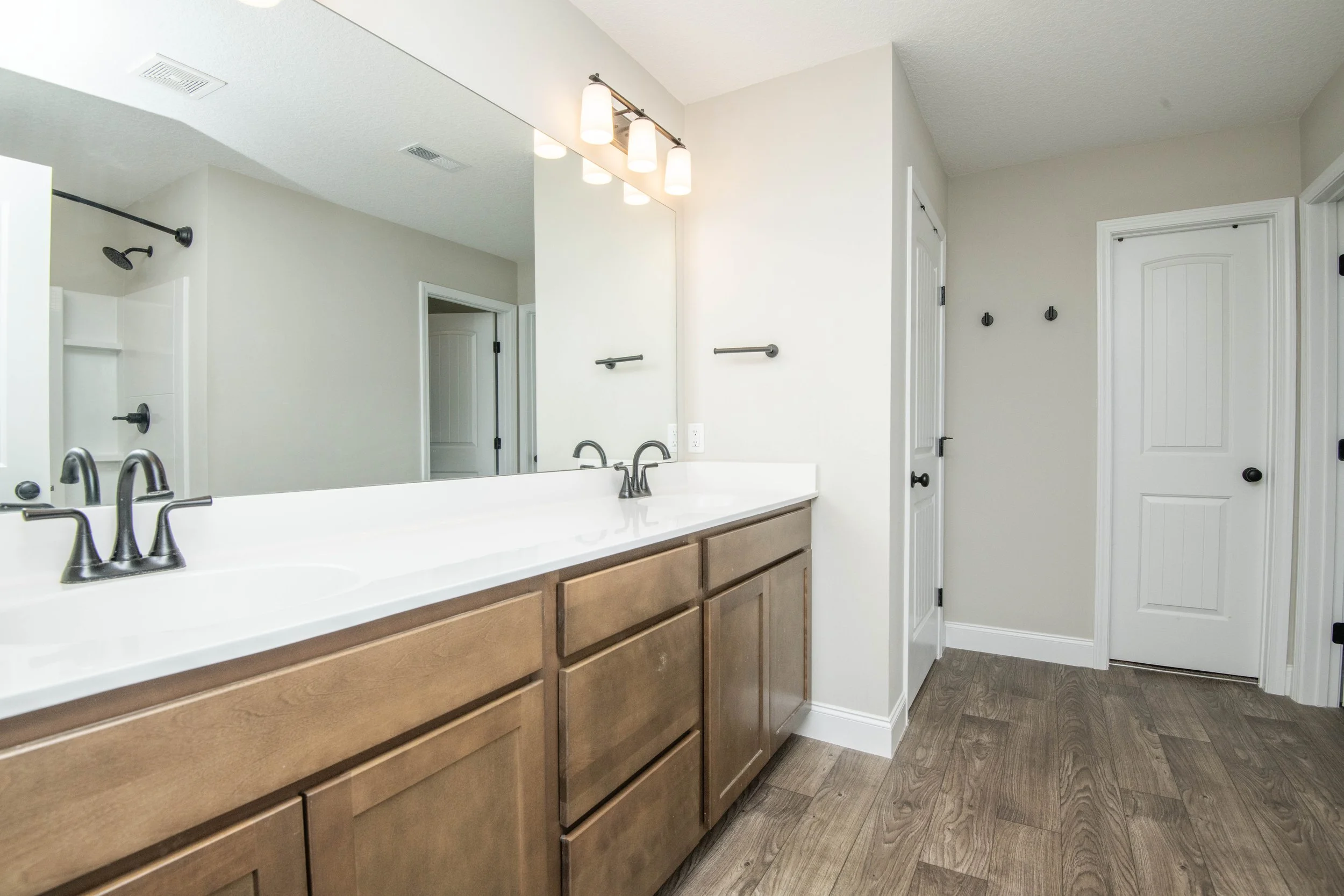 master bath 2.jpg