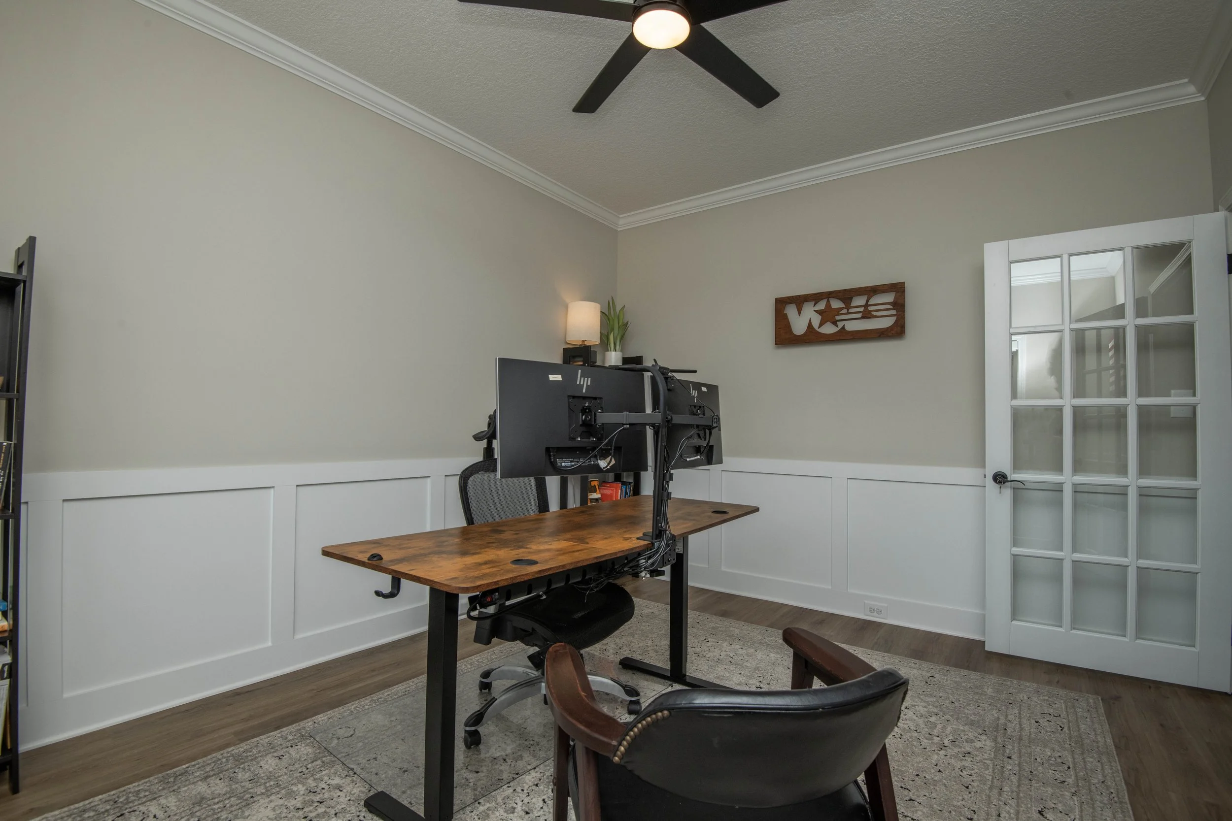 office 2.jpg