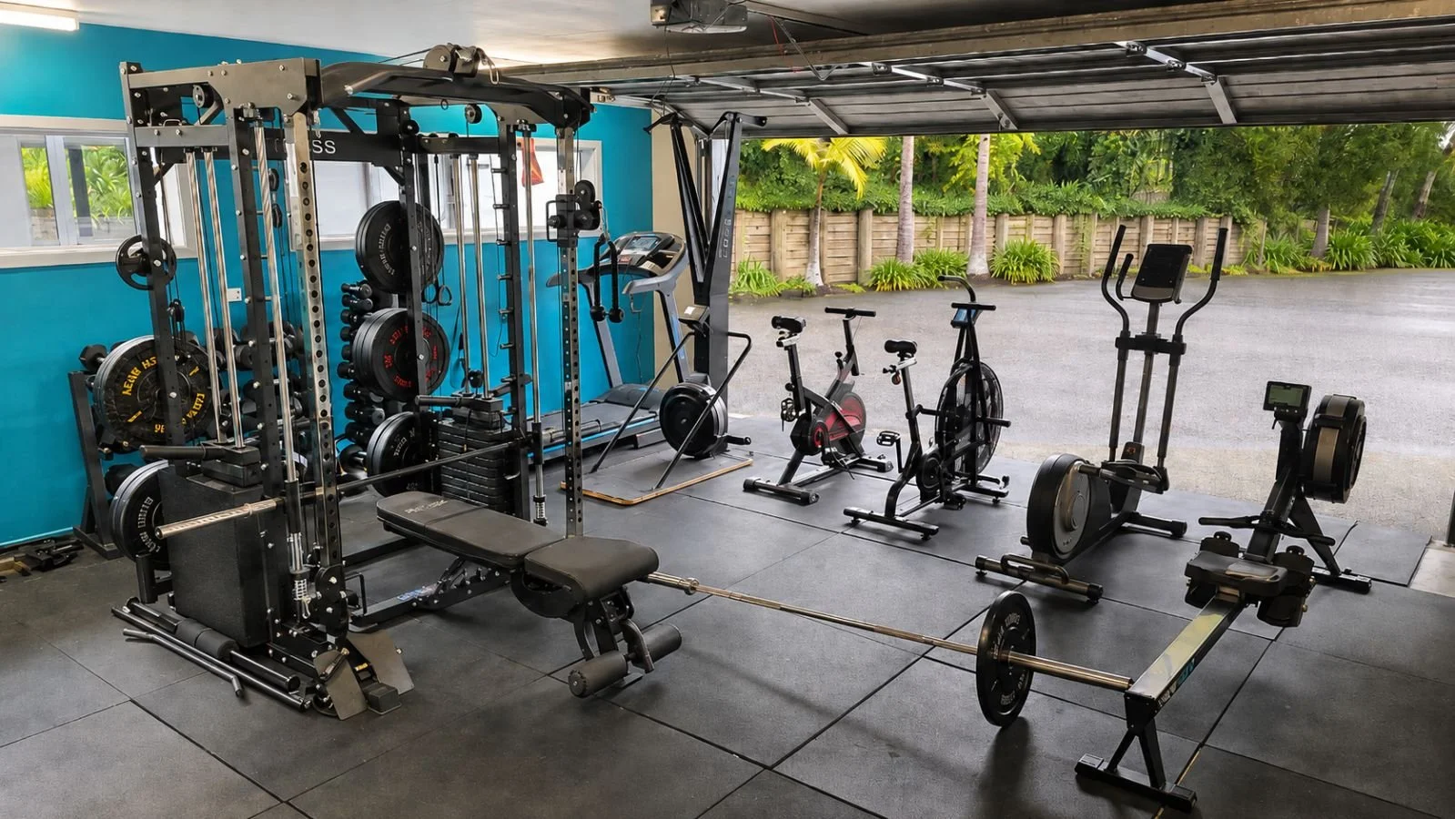 Full on site gym in private rehab centre