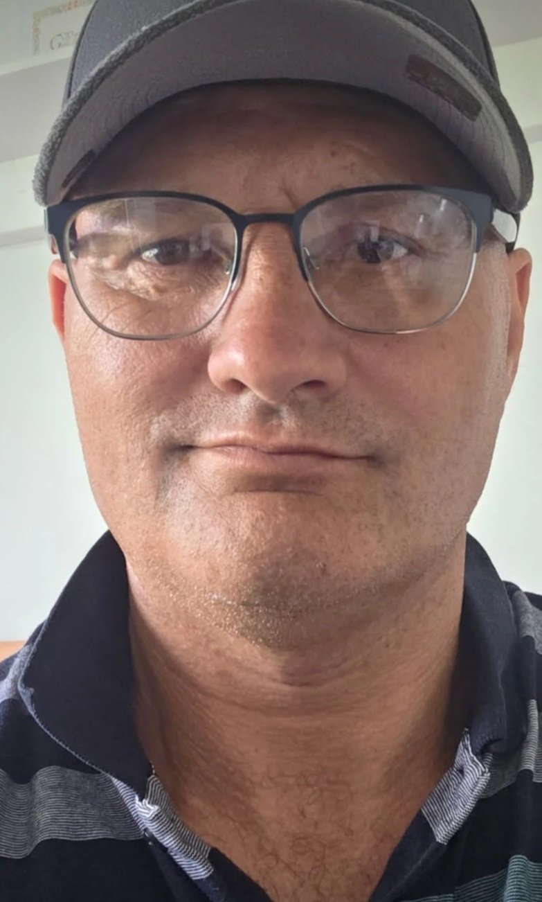 Male mentor that helps create a safe place and is a 12 step believer that recovery is possible when connection