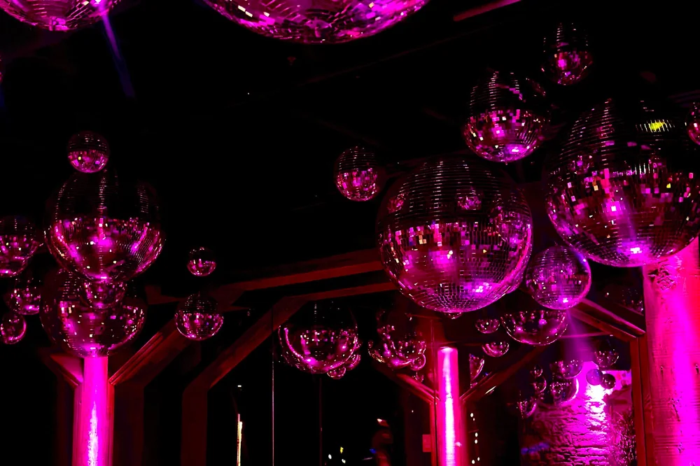 Bar photo 2