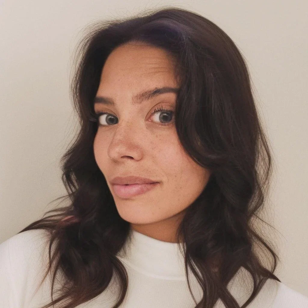 Esthetics-esthetician-beauty-salon-winnipeg-waxing-brazilian-hair-removal-manicure-pedicure-brows-lashes-facials-spray-tanning-teeth-whitening-osborne-pembina-st-vital-grant-park