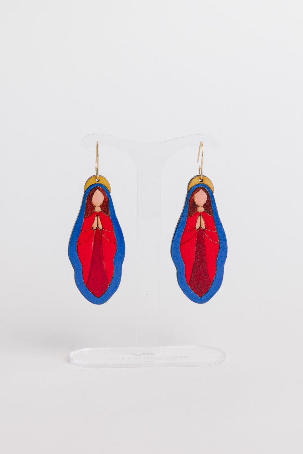 Casa-Vulva-Jewellery-Photo-Samee-Lapham-lowres-004.jpg