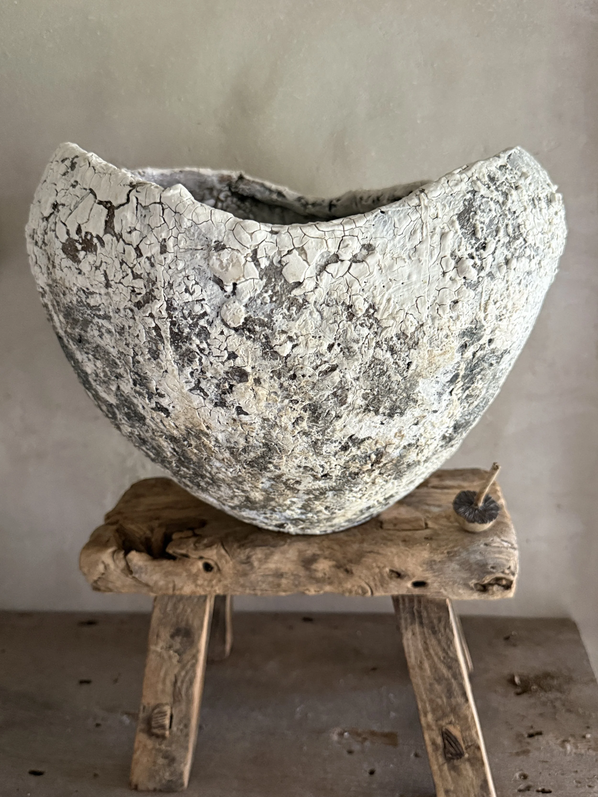 Cracked Mantle Vessel