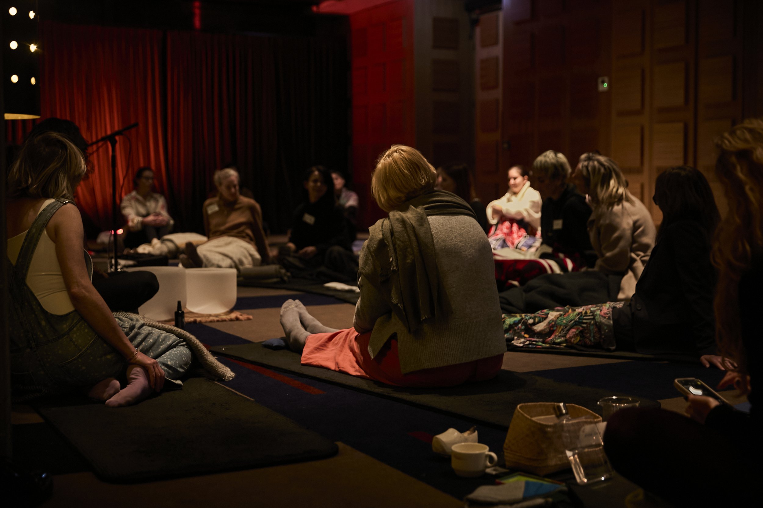 26.05.07_Flourish_SoundBath_AceHotel_Sydney_Sherry Zheng_D0A7539.jpg