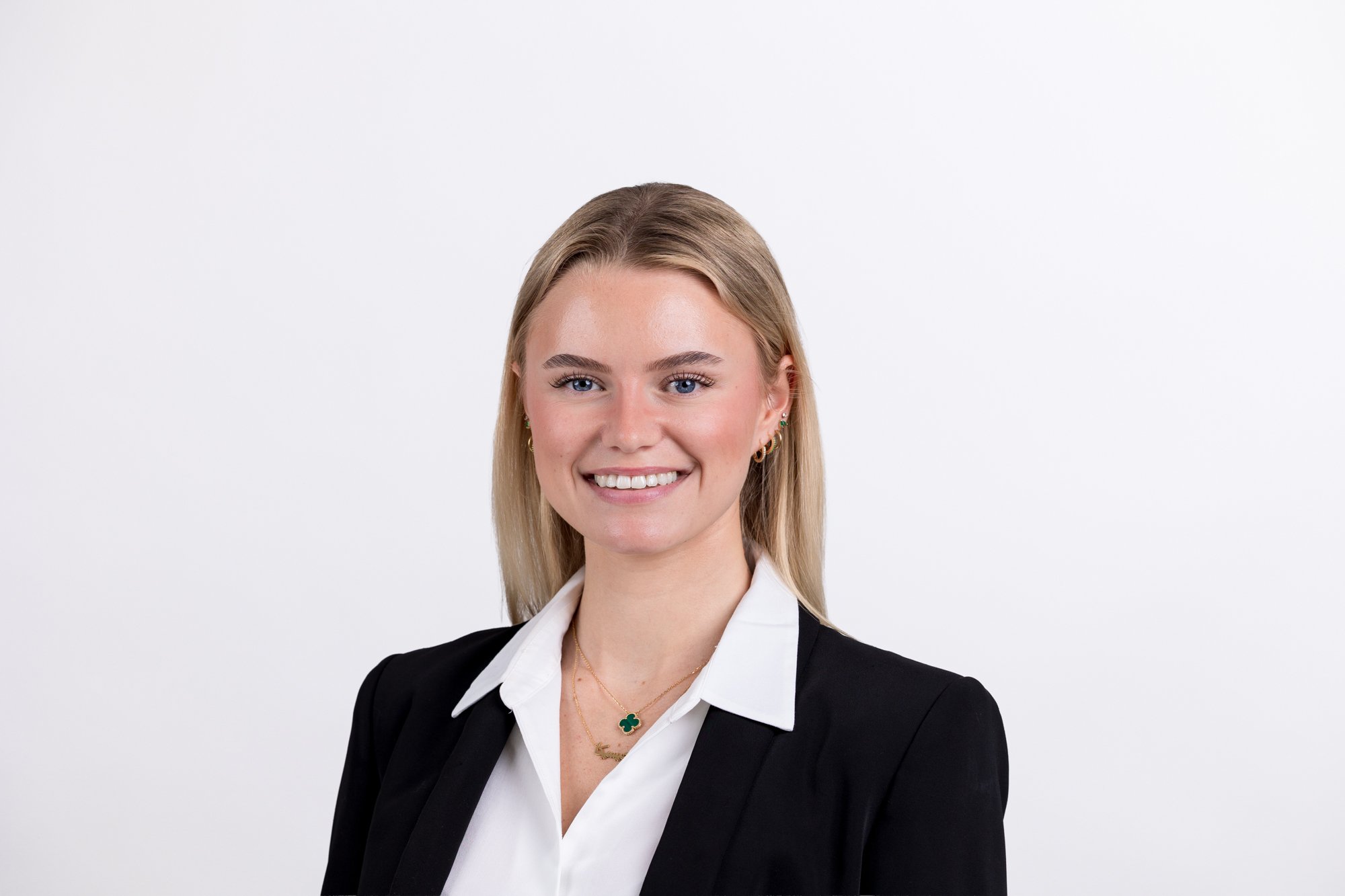 Shot-By-Andrew-London-Corporate-Headshot-1-6.jpg