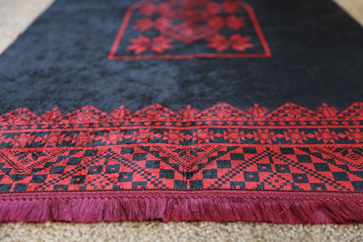 Tatreez Tapestry bottom image.jpg