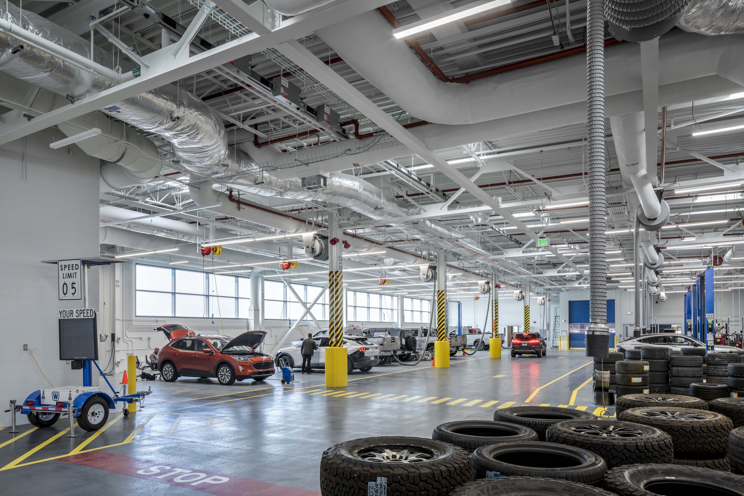 3350A DDL West Garage JM LR (4).jpg