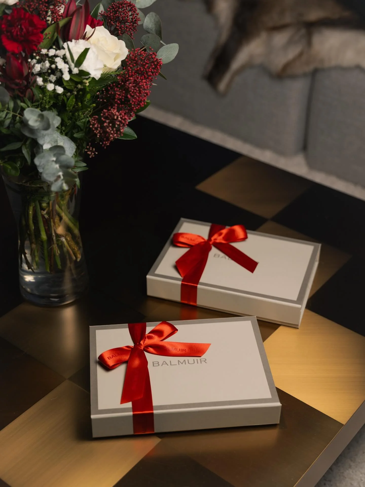 Merry Christmas from #chaletutsu 🎅✨

📷 @jereviinikainen