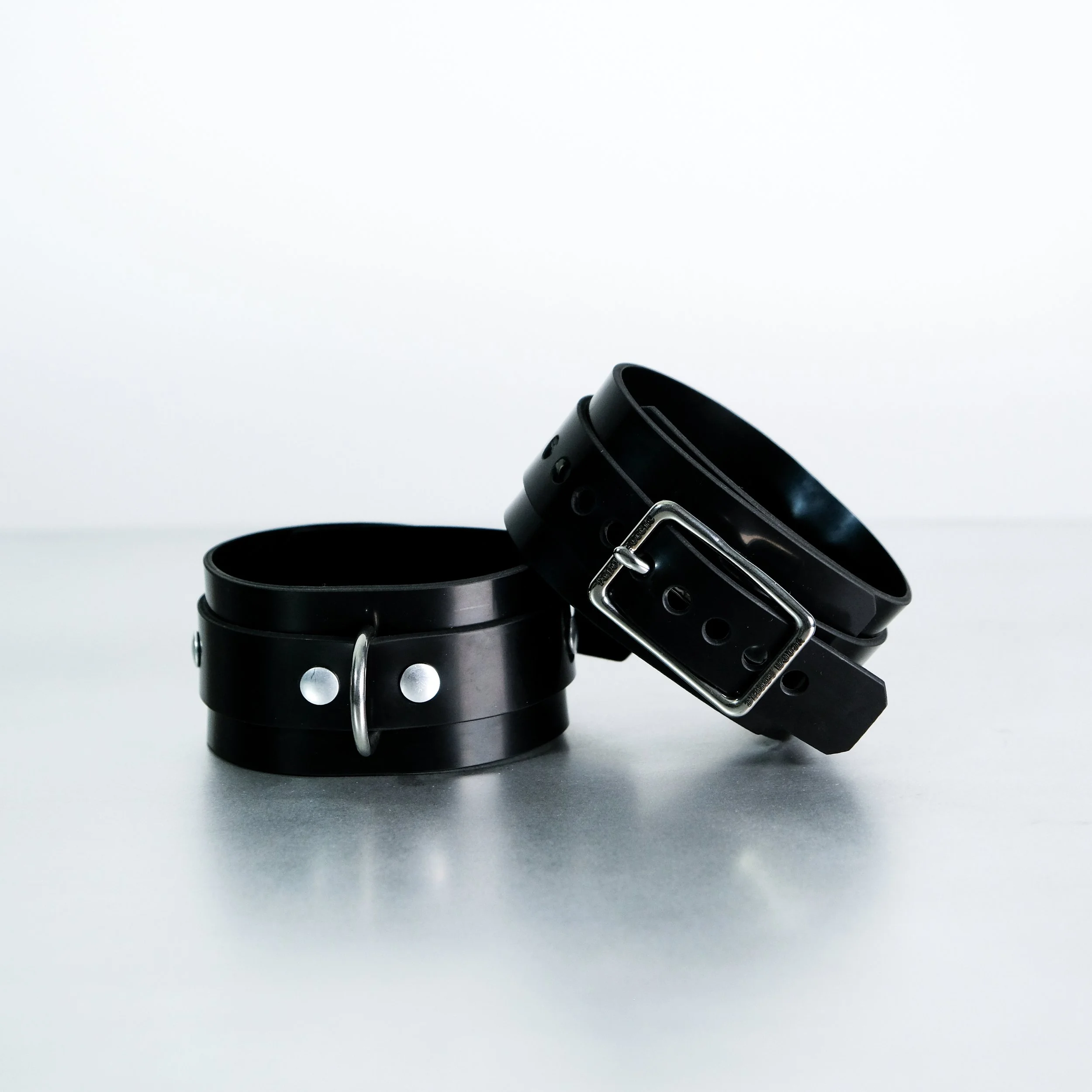 ESSENTIAL BICEP CUFFS