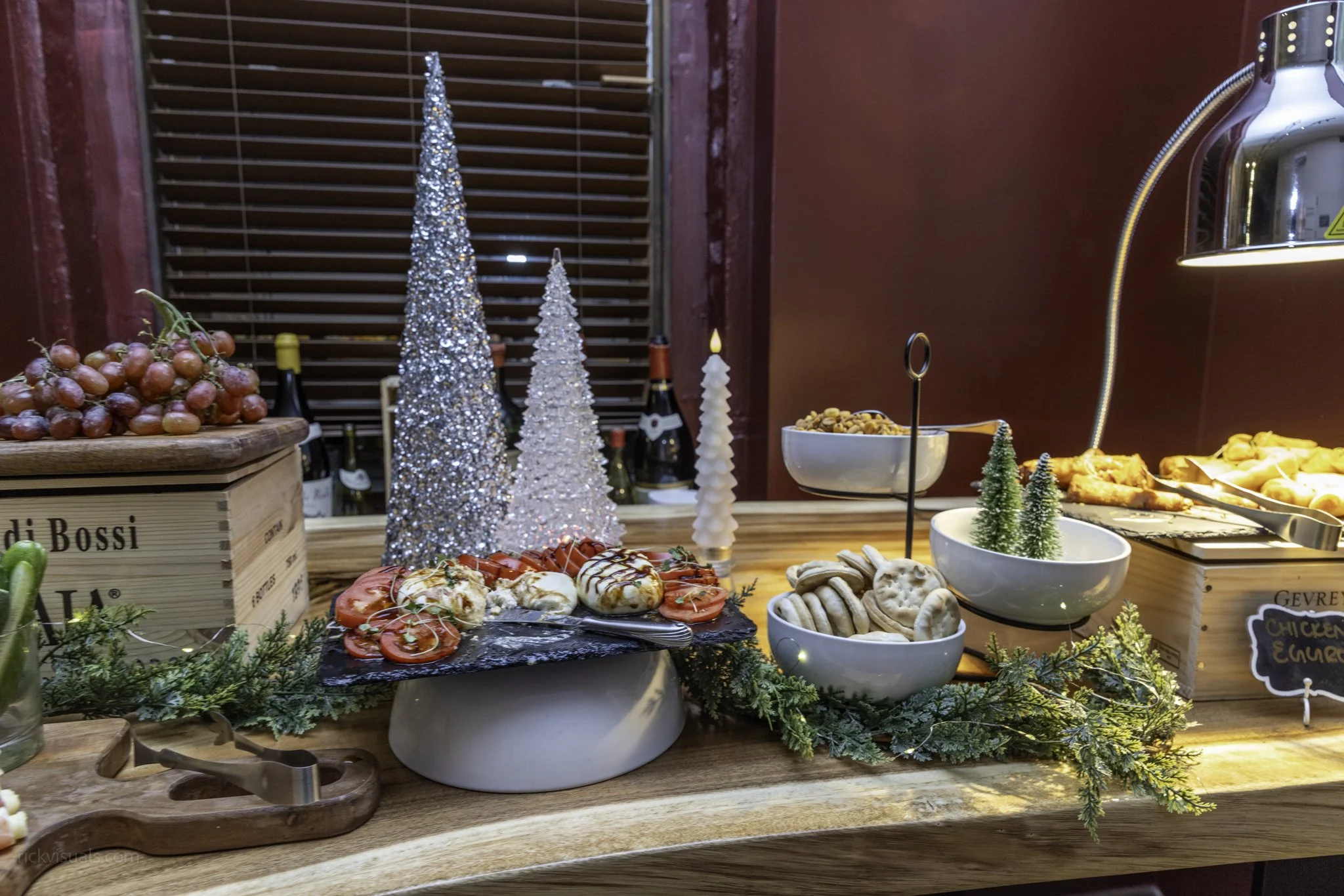 12-2025 Dealmaker Forum Happy Hour - Chateau Cellars (8).jpg