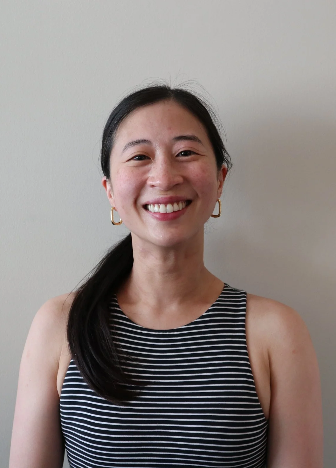 Dr. Jenny Liu is a female Chiropractor in Mississauga, and is licensed Acupuncturist with training in Traditional Chinese Medicine. Her focus is on women's health and the mind-body connection, and addresses anxiety and sleep disorders.