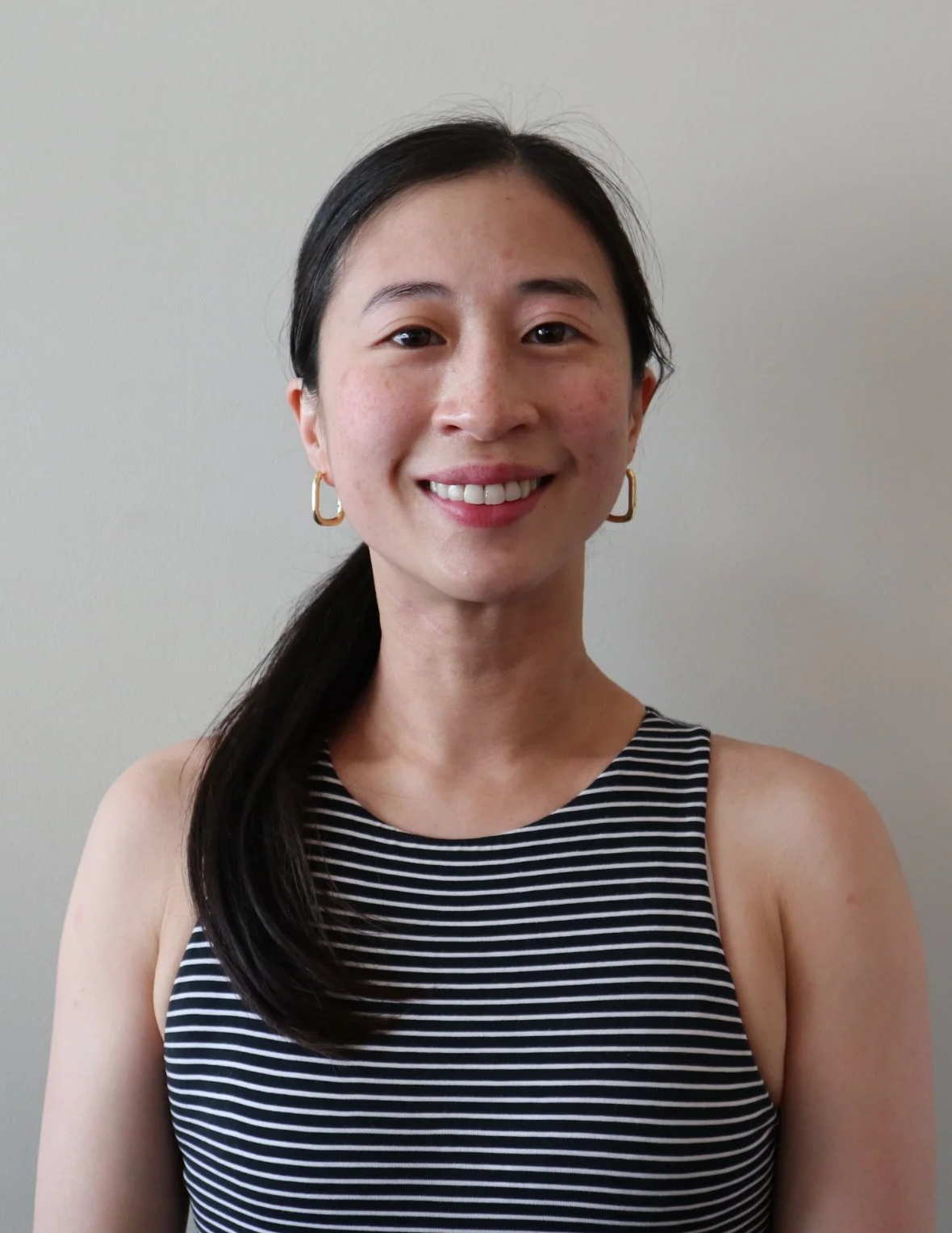 Dr. Jenny Liu is a female Chiropractor in Mississauga, and is license Acupuncturist with training in Traditional Chinese Medicine