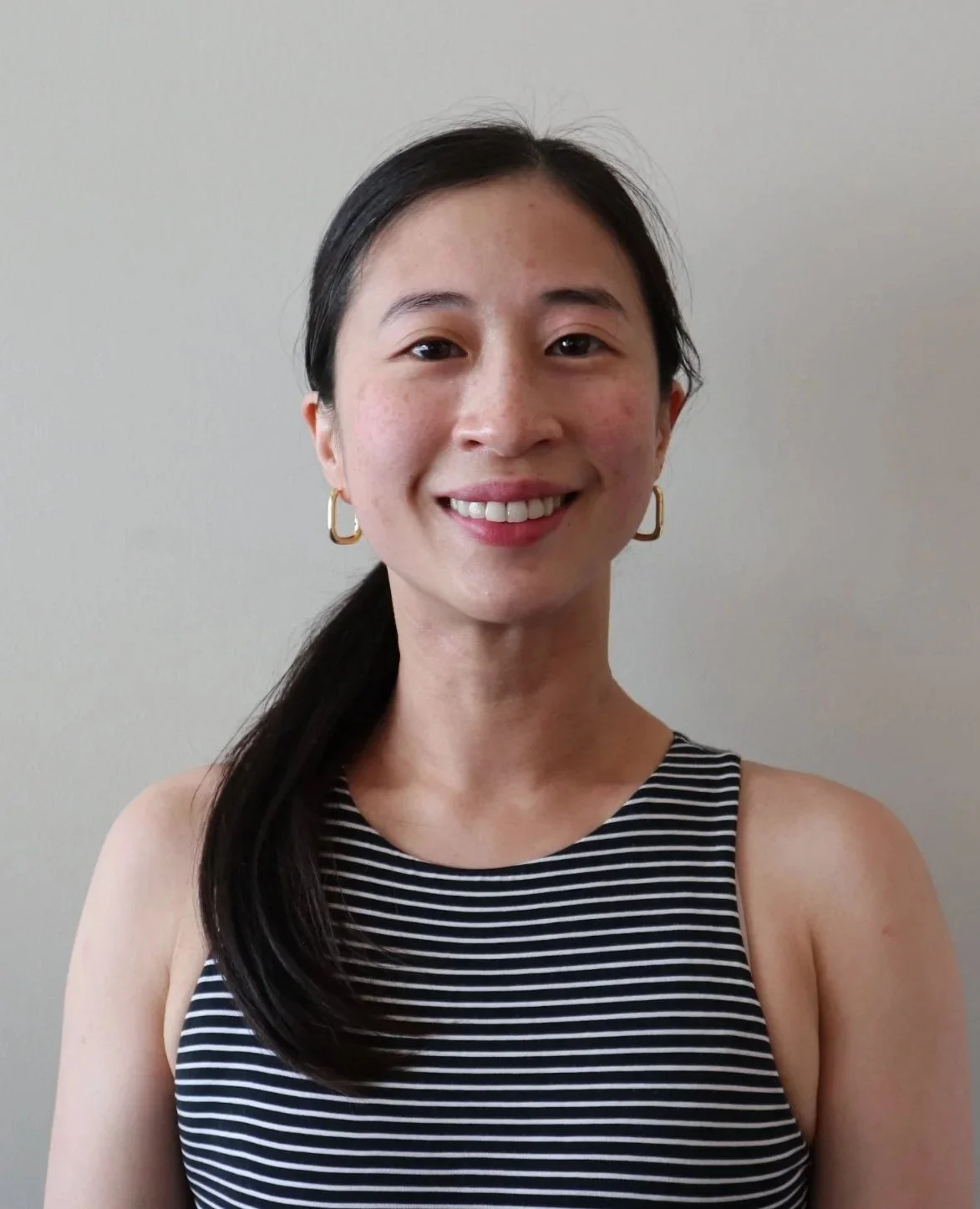 Dr. Jenny Liu is a female Chiropractor in Mississauga, and is licensed Acupuncturist with training in Traditional Chinese Medicine. Her focus is on women's health and the mind-body connection.