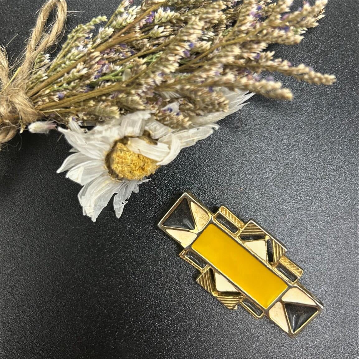 90s Art Deco Enamel Pin