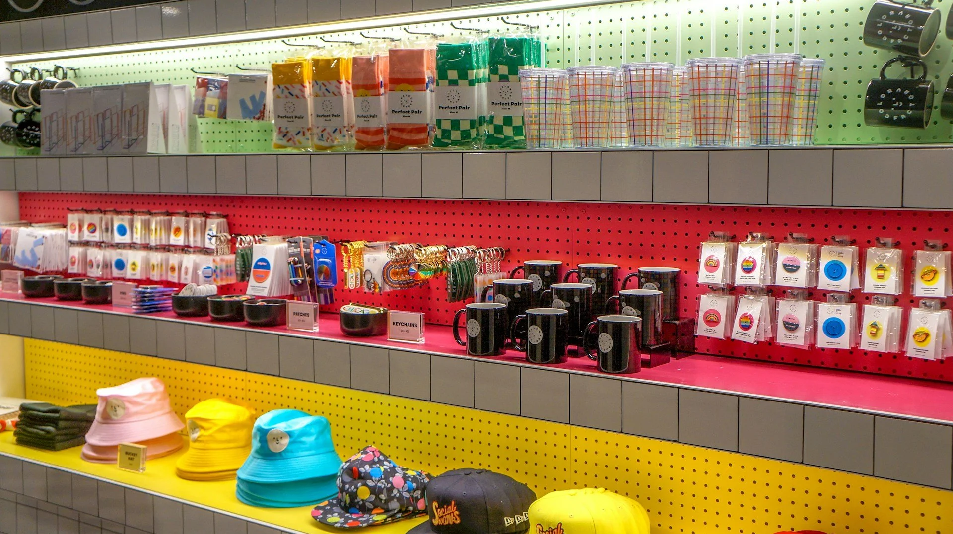 Branded Merchandise Ideas: Innovative Options from Fresh Color to Enhance Your Brand