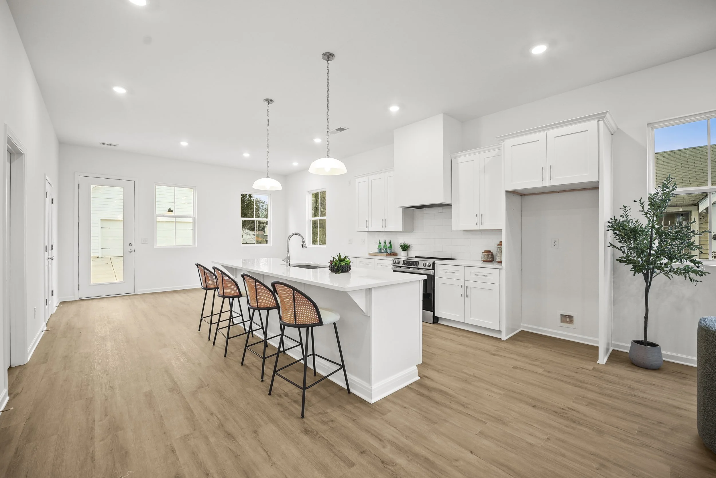 131 Chicamauga Ave3.jpg