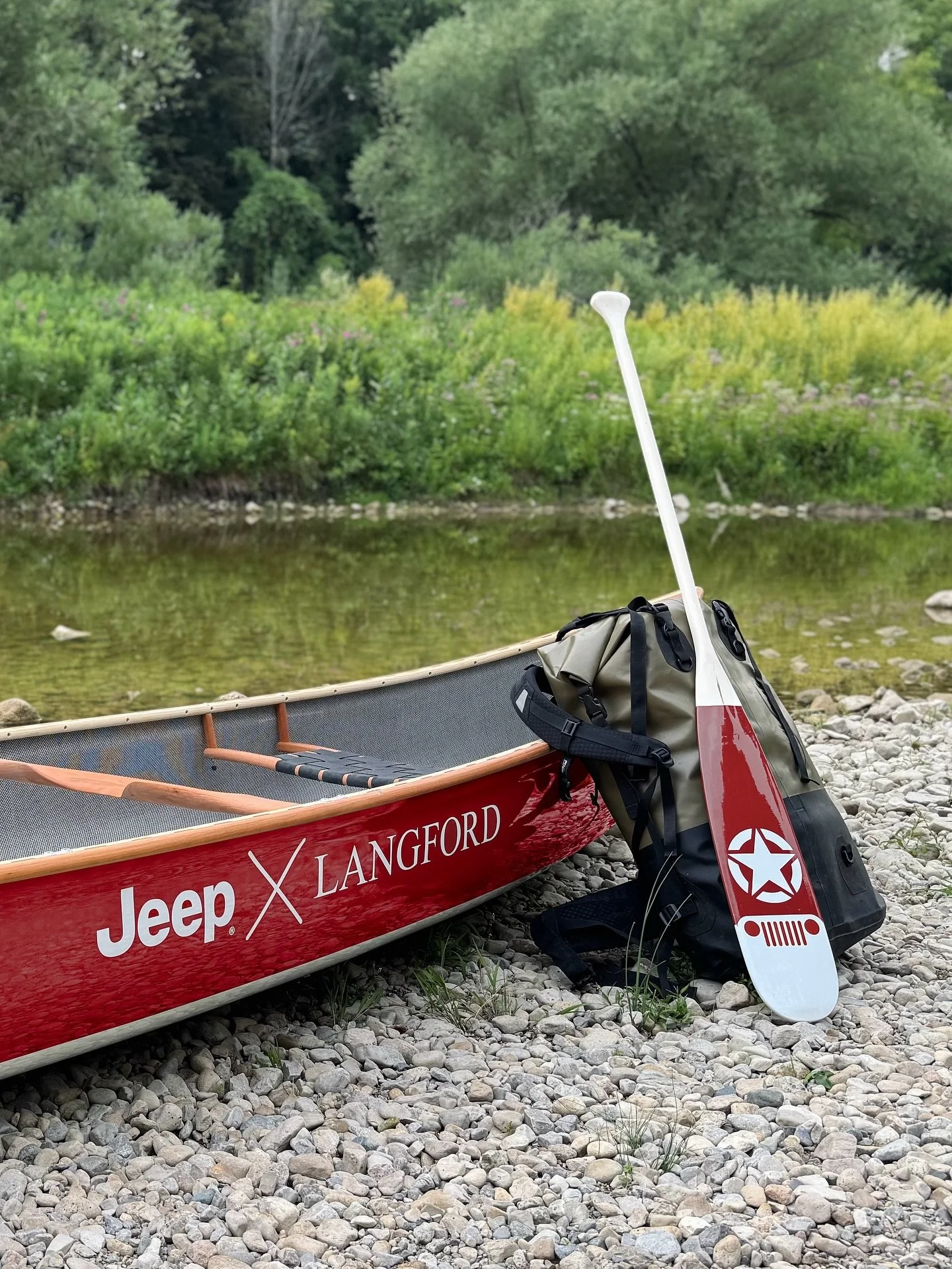 Which Jeep colour would you paddle away in?
#jeep #langfordcanoe #jeepxlangford 

#jeeplife #canoe