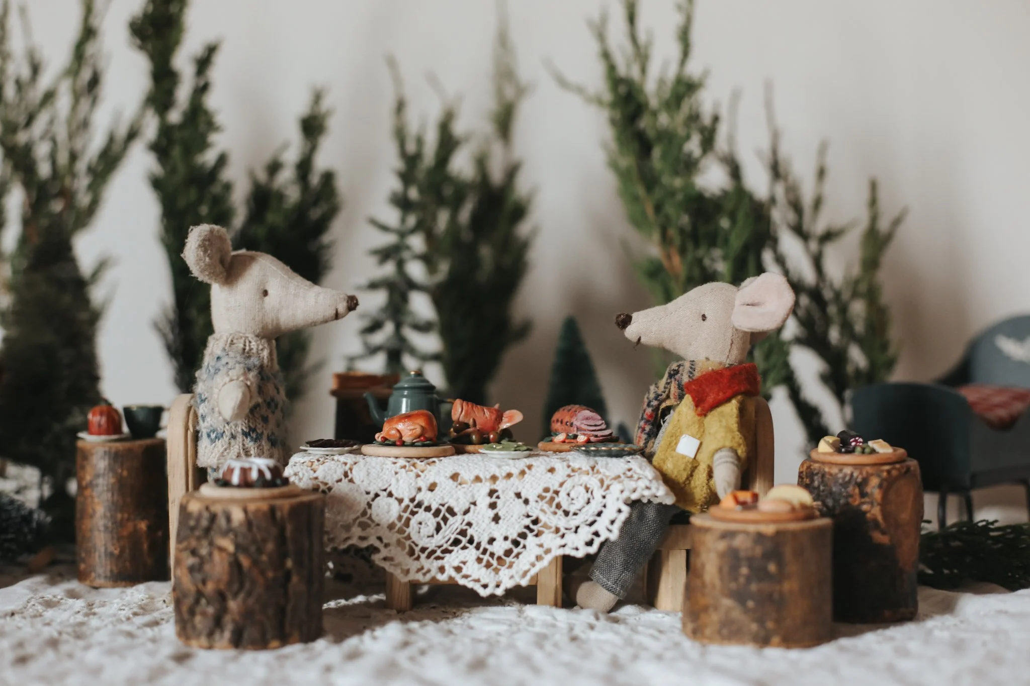 FW25-081feast.jpg