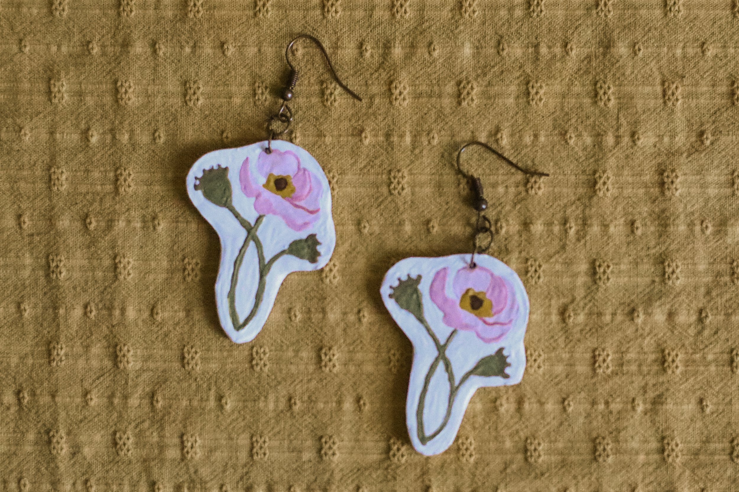 FW25-172poppyearrings.jpg