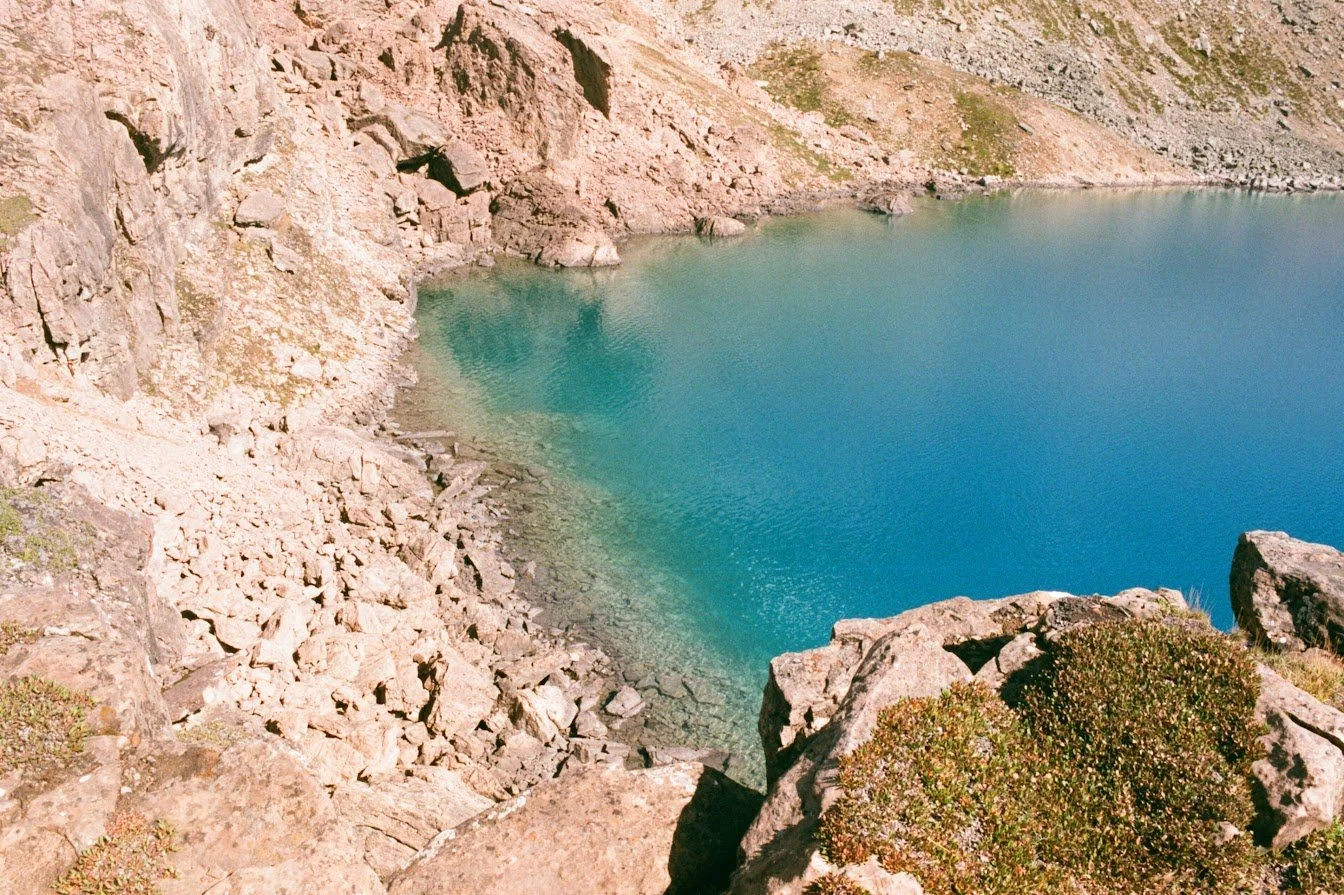 Lake MacArthur, Field, BC