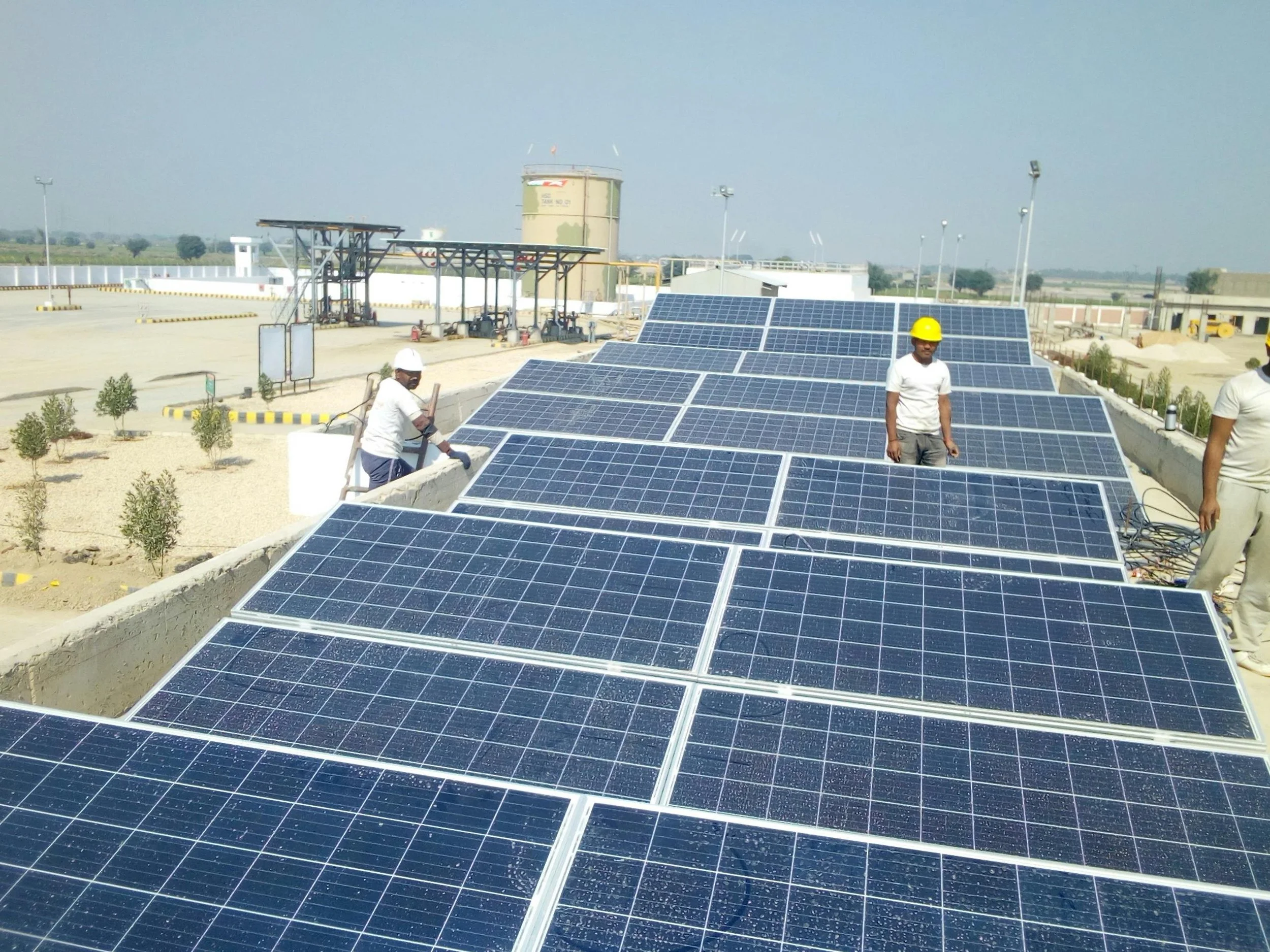 Off-Grid Solar: Is 100% Renewable Home Power Possible?