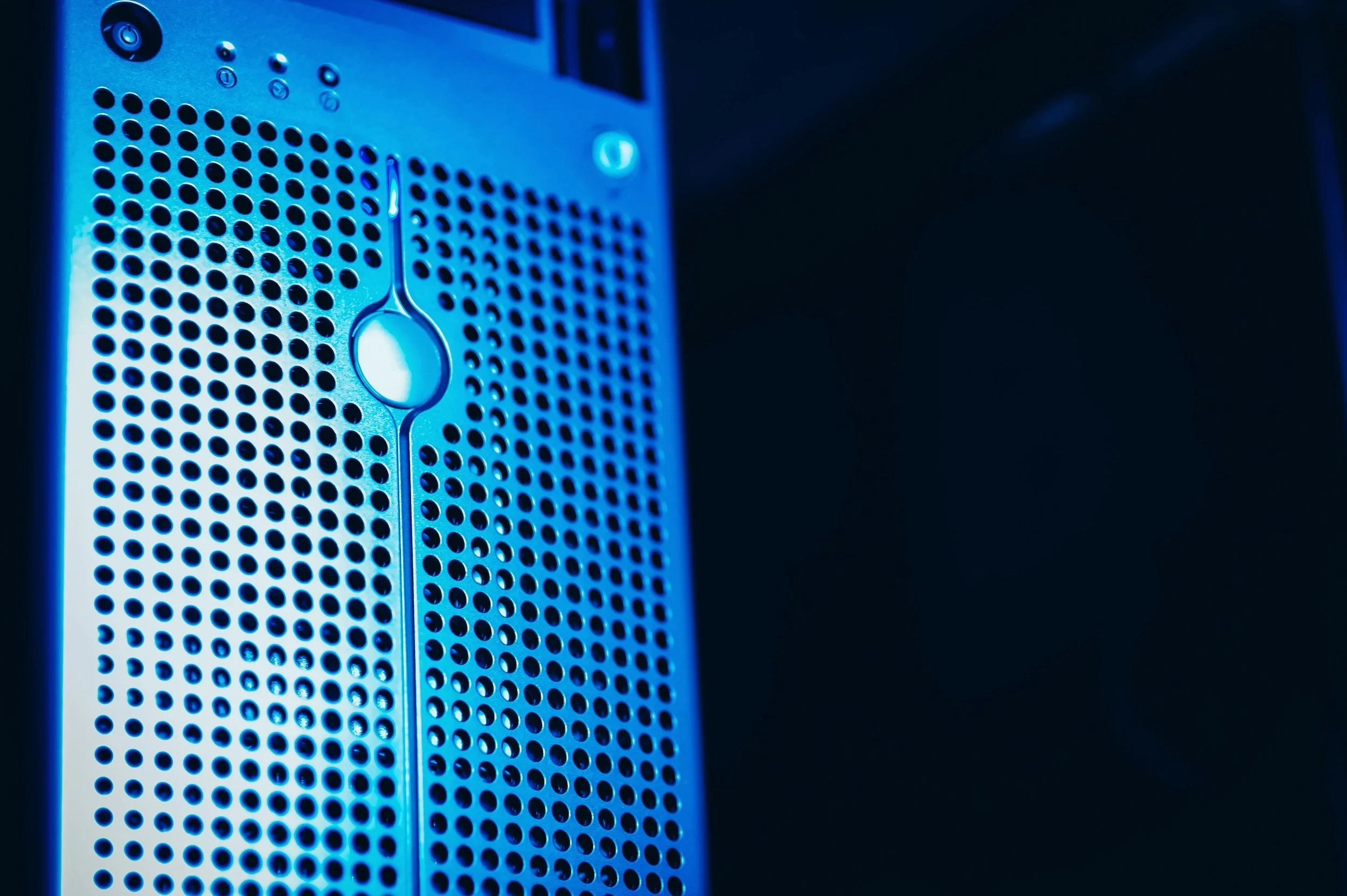 Data Center Demand Response: Flexibility for a Stable Grid