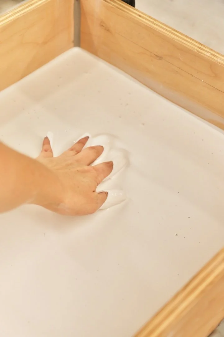 Push Wet Plaster in Corners