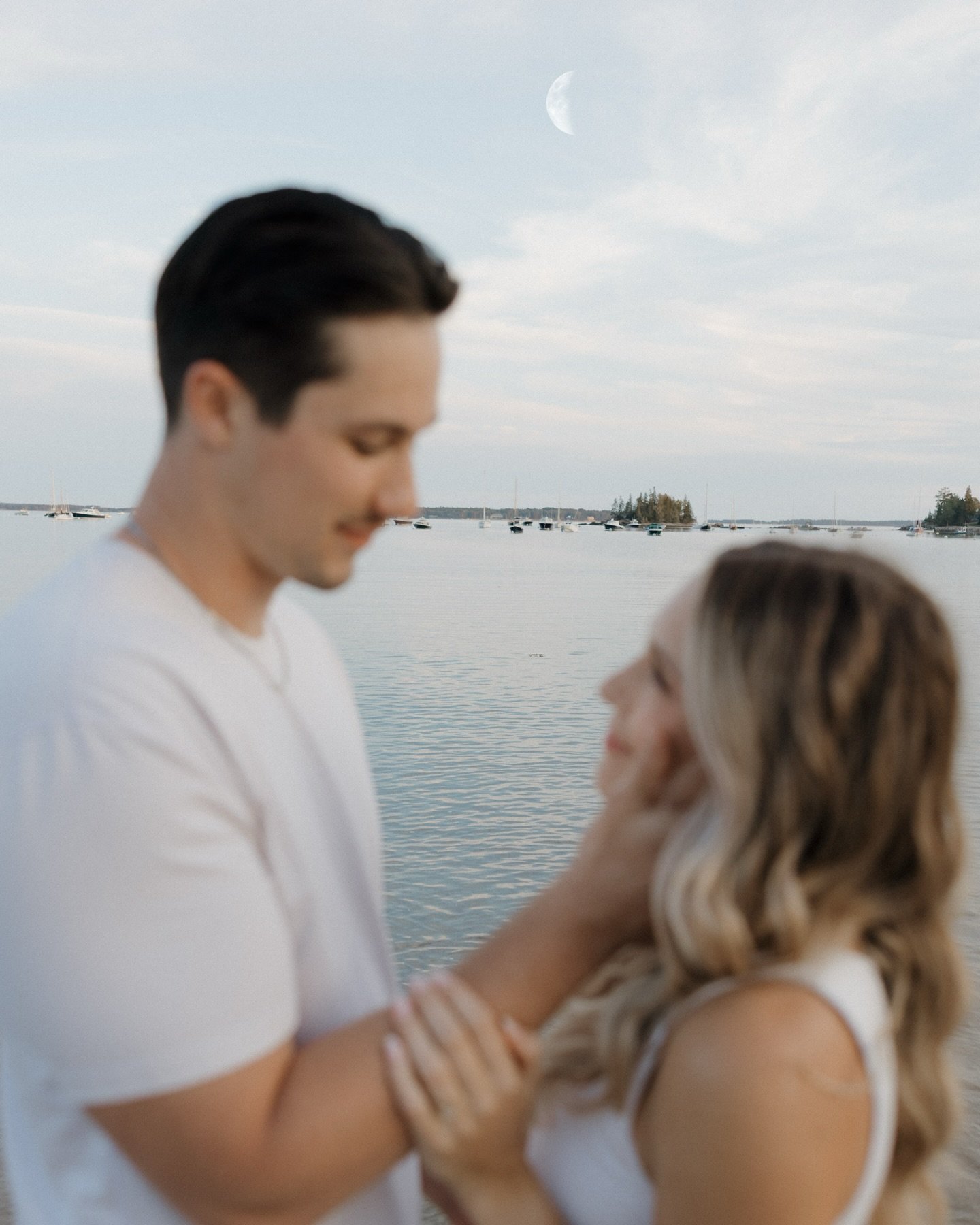 Soft light, real smiles, moments you&rsquo;ll remember long after the session ends. That&rsquo;s what I aim for every time🫶🏼