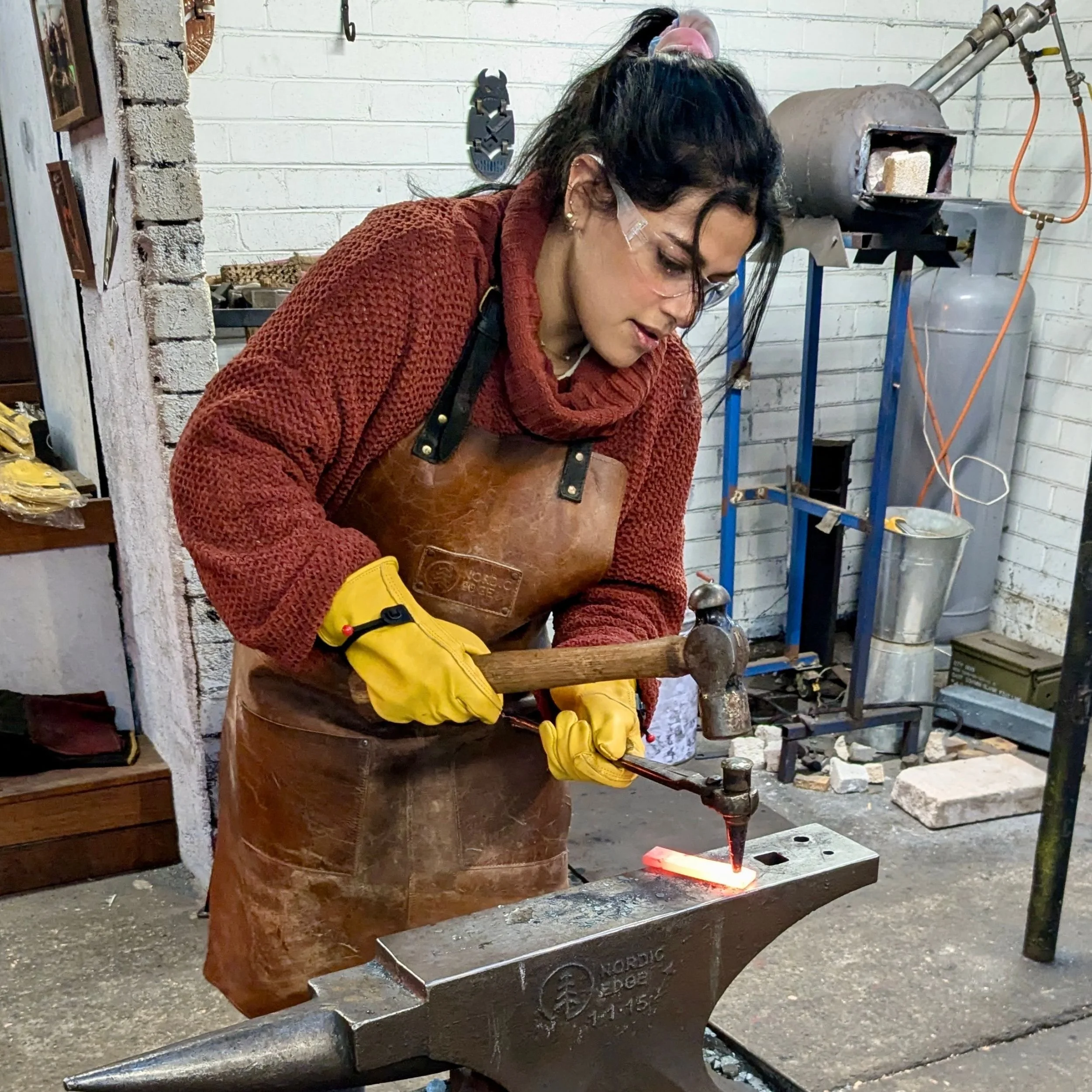 spoon-carving-sydney-learn-how-creative-collective.com.au-1.jpg