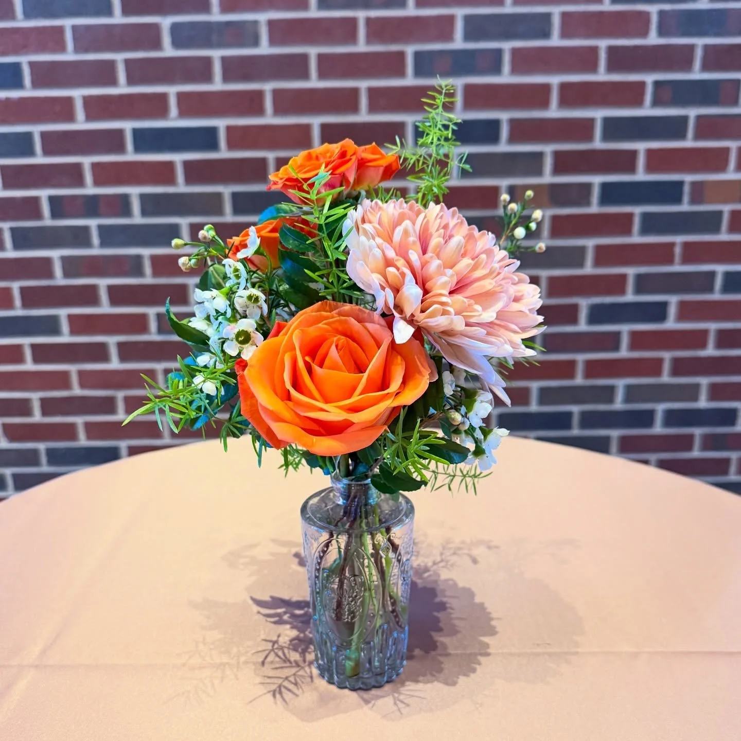 Happy Monday!! 

Sometimes all you need is simple &mdash; like a bud vase filled with blooms.

Small, sweet, and just enough to bring a smile to their face 😊