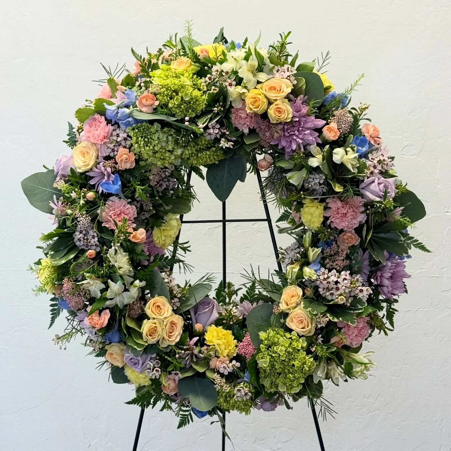 At Garden Party, you don&rsquo;t just get one designer &mdash; you get a whole team. 💚🤍

Every arrangement is a collaboration, with hands and hearts working together to bring your vision to life. While we don&rsquo;t always share who creates each p