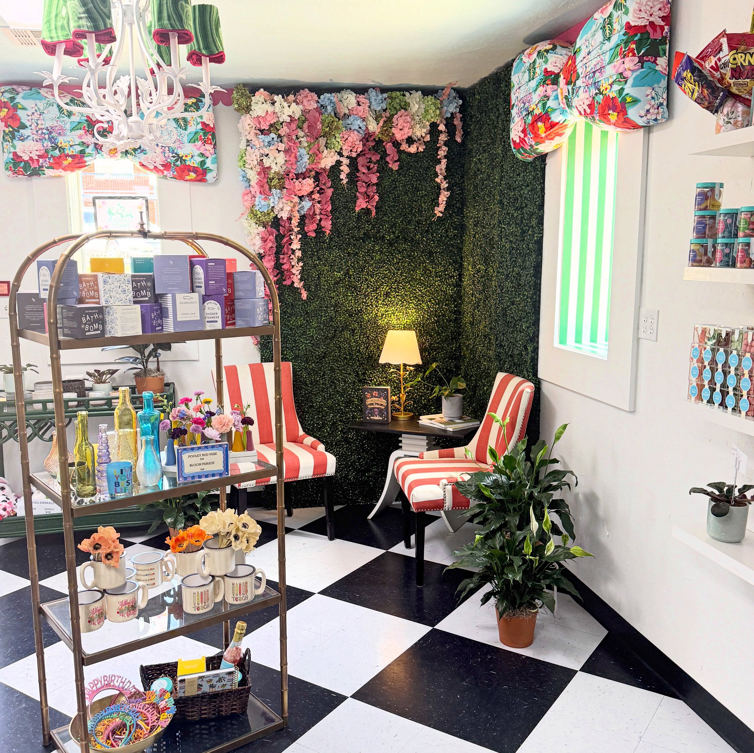 Summer Refresher at Garden Party

A spot of paint, some moving around, new product, and a whole lotta love goes into our little shop. We&rsquo;ve made a few updates to create an even more welcoming space&mdash;a place to browse, wait while we create 