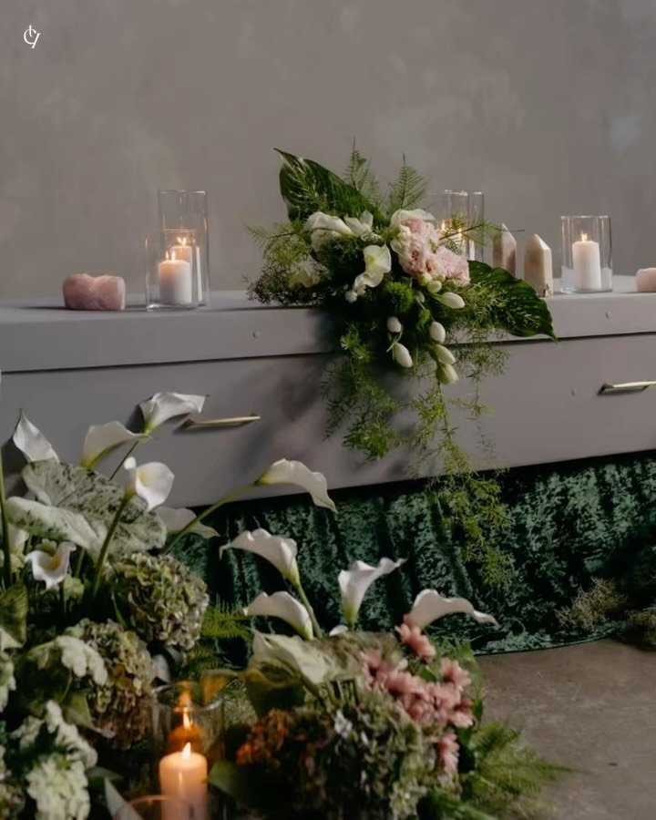 MOONFLOWER for @violetandthefox 

Introducing their branched online space for bespoke floral tributes 💐

You might of seen us post about this gorgeous refresh we did for these guys last night. Gorgeous seasonal flowers for wedding and events.

Their