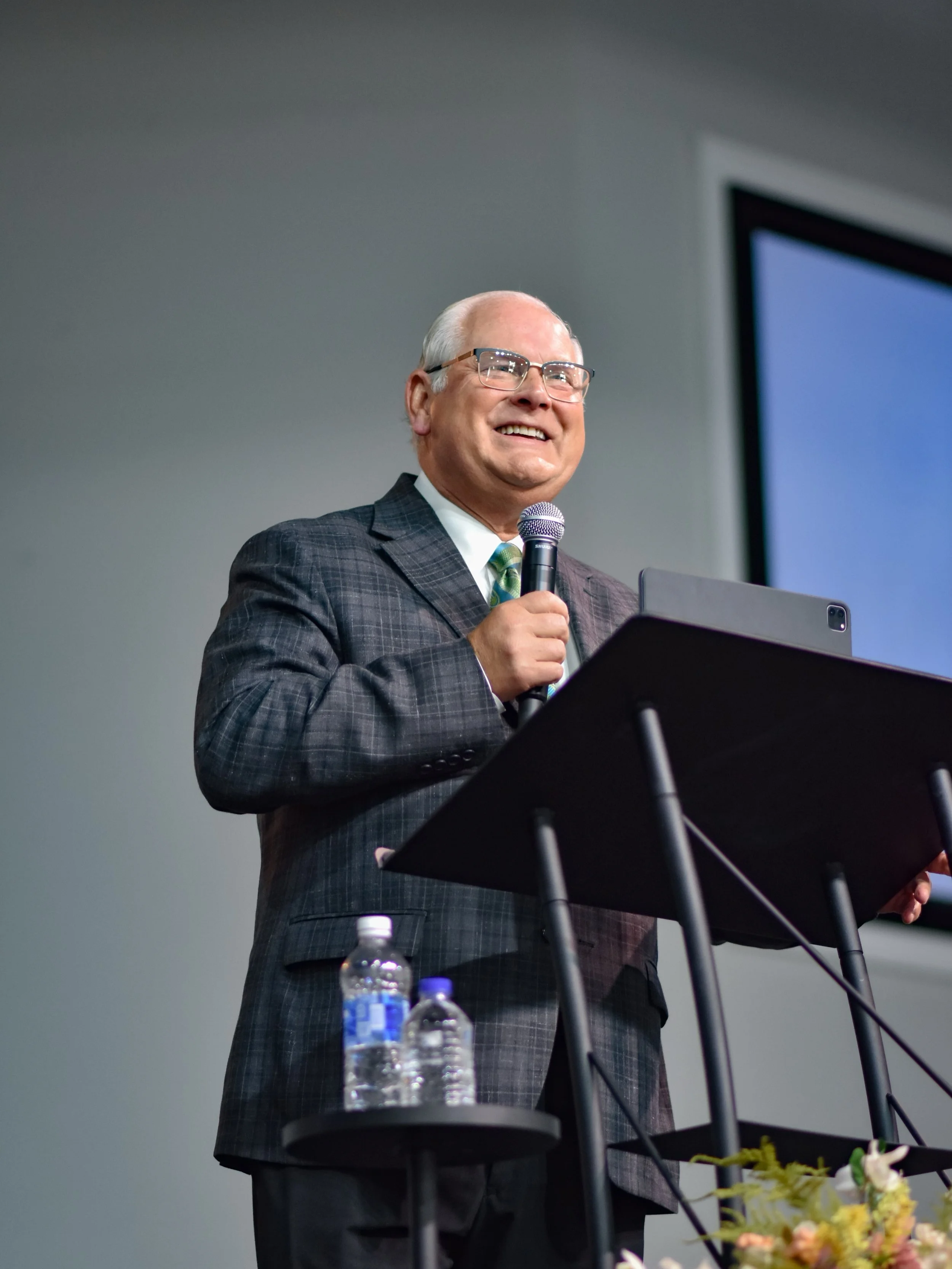 The enemy wants you to quit too soon.
But if you&rsquo;ll hold on, Satan has to hold off. 👏🏽

Thankful for the powerful word brought by the UPCI General Children&rsquo;s Director, Steve Cannon today.