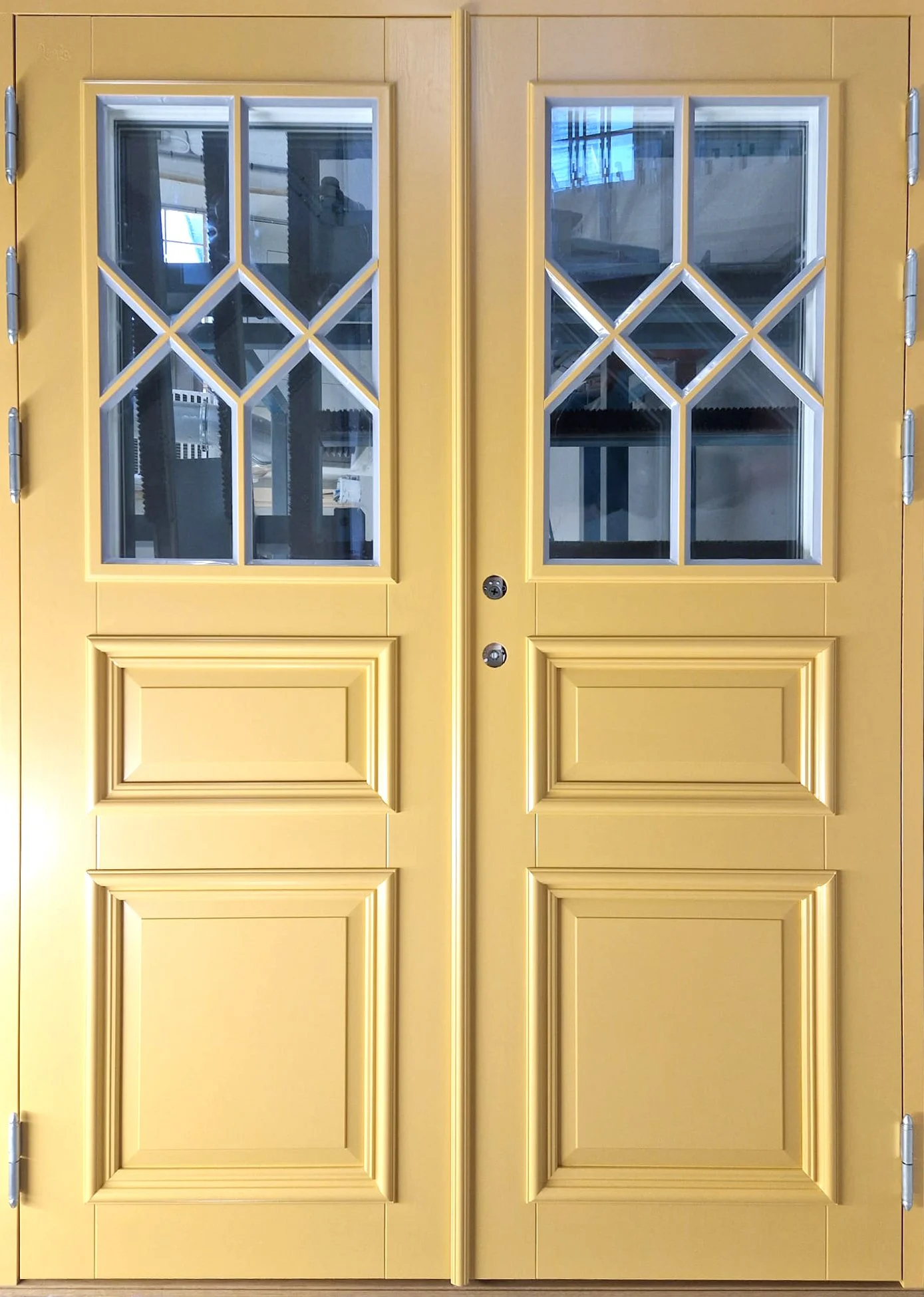 red_WhatsApp Image 2026-01-28 at 10.04.22.jpg