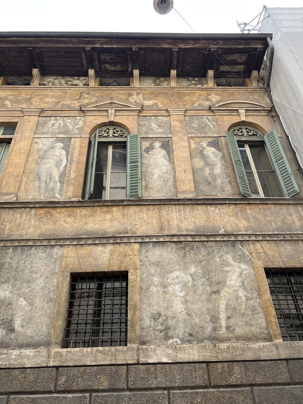 Bolognan Architecture